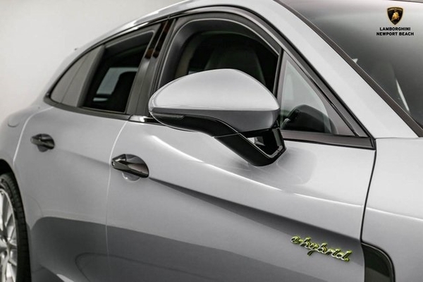 2018 Porsche Panamera 4, 7/19