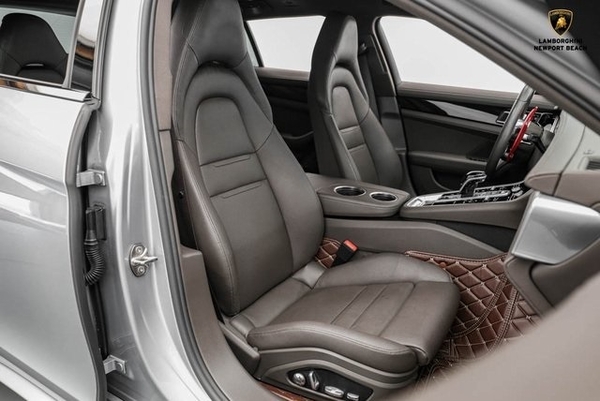 2018 Porsche Panamera 4, 16/19