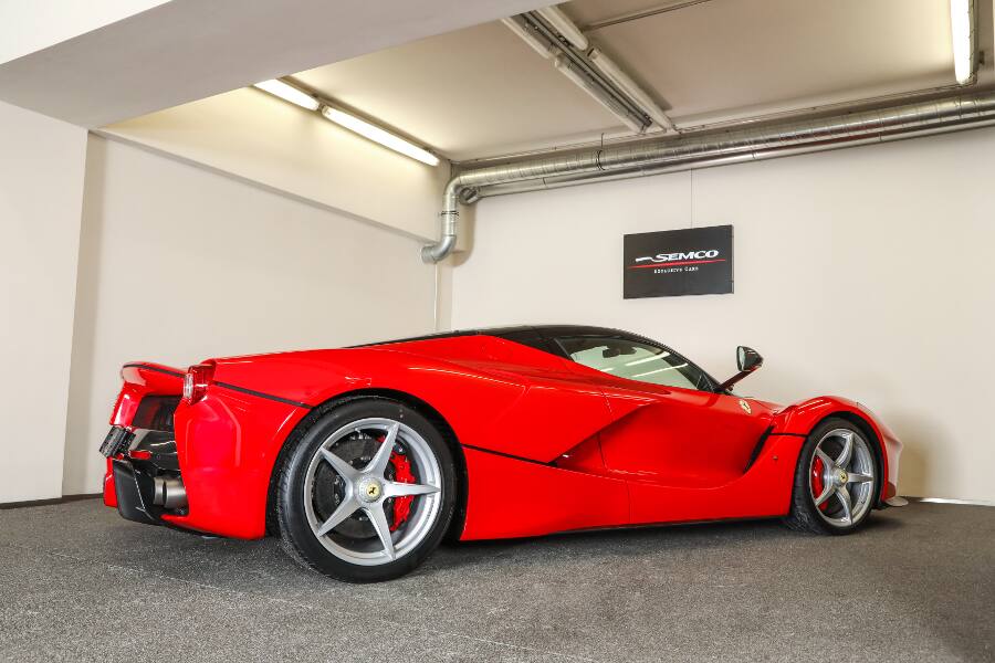 2016 FERRARI LAFERRARI, 5/14