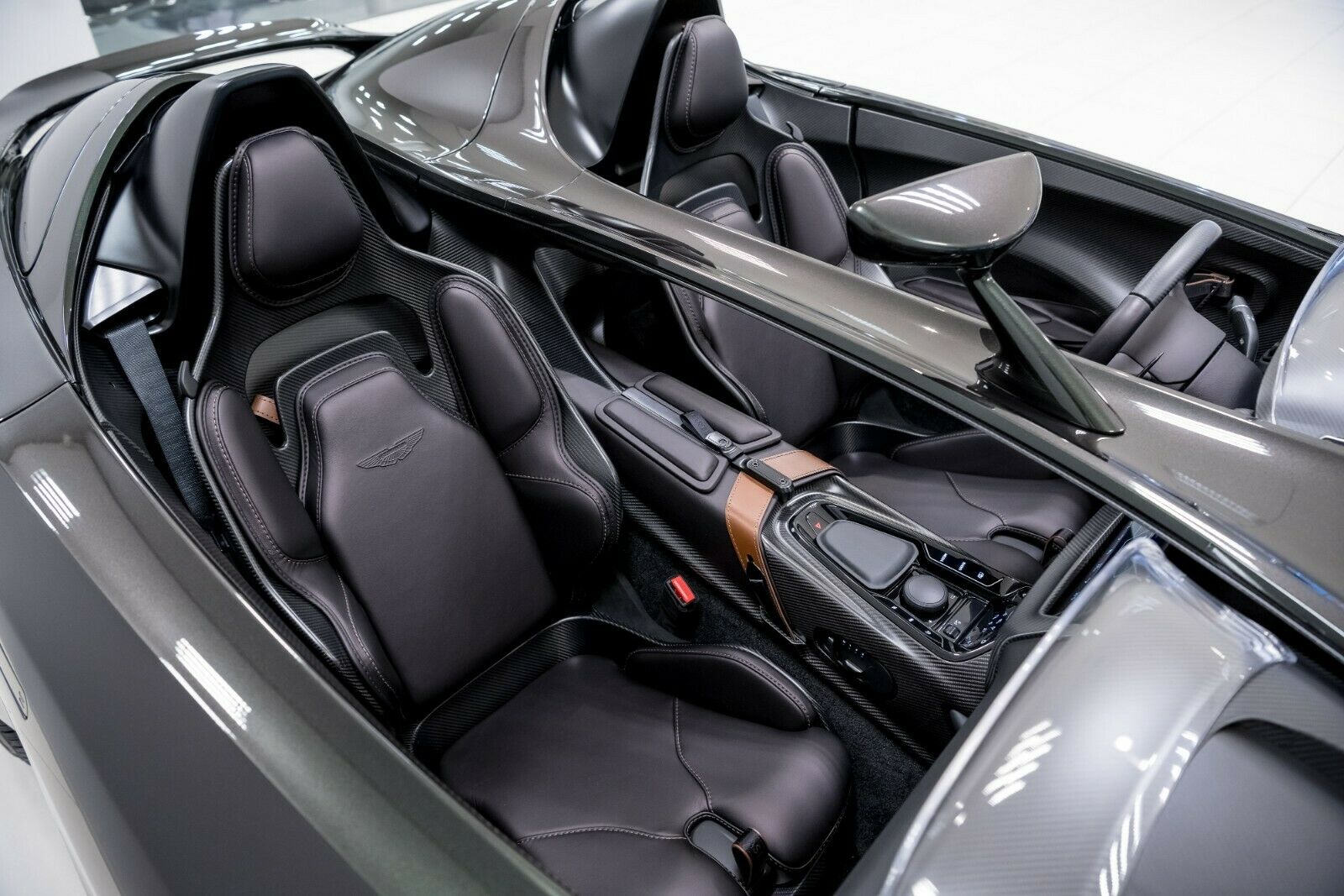 2022 Aston Martin DBR1 V12 Speedster, 10/15