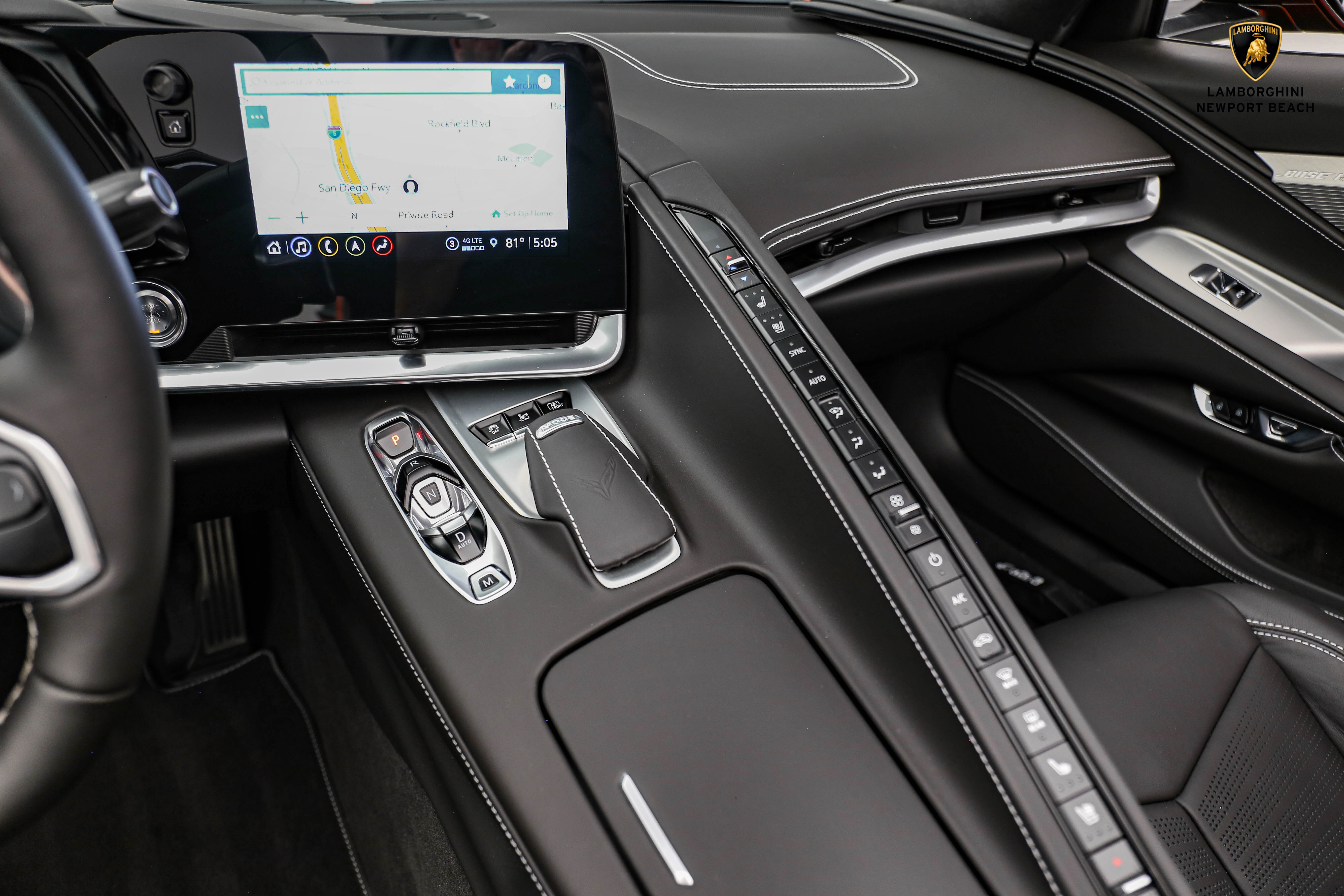 2021 Chevrolet Corvette Stingray, 18/19