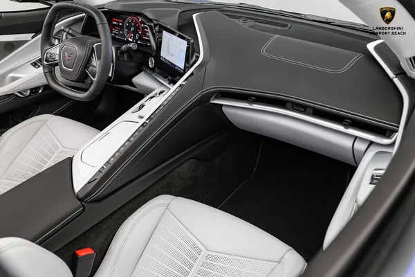 2022 Chevrolet Corvette Stingray interior, Sky Cool Gray