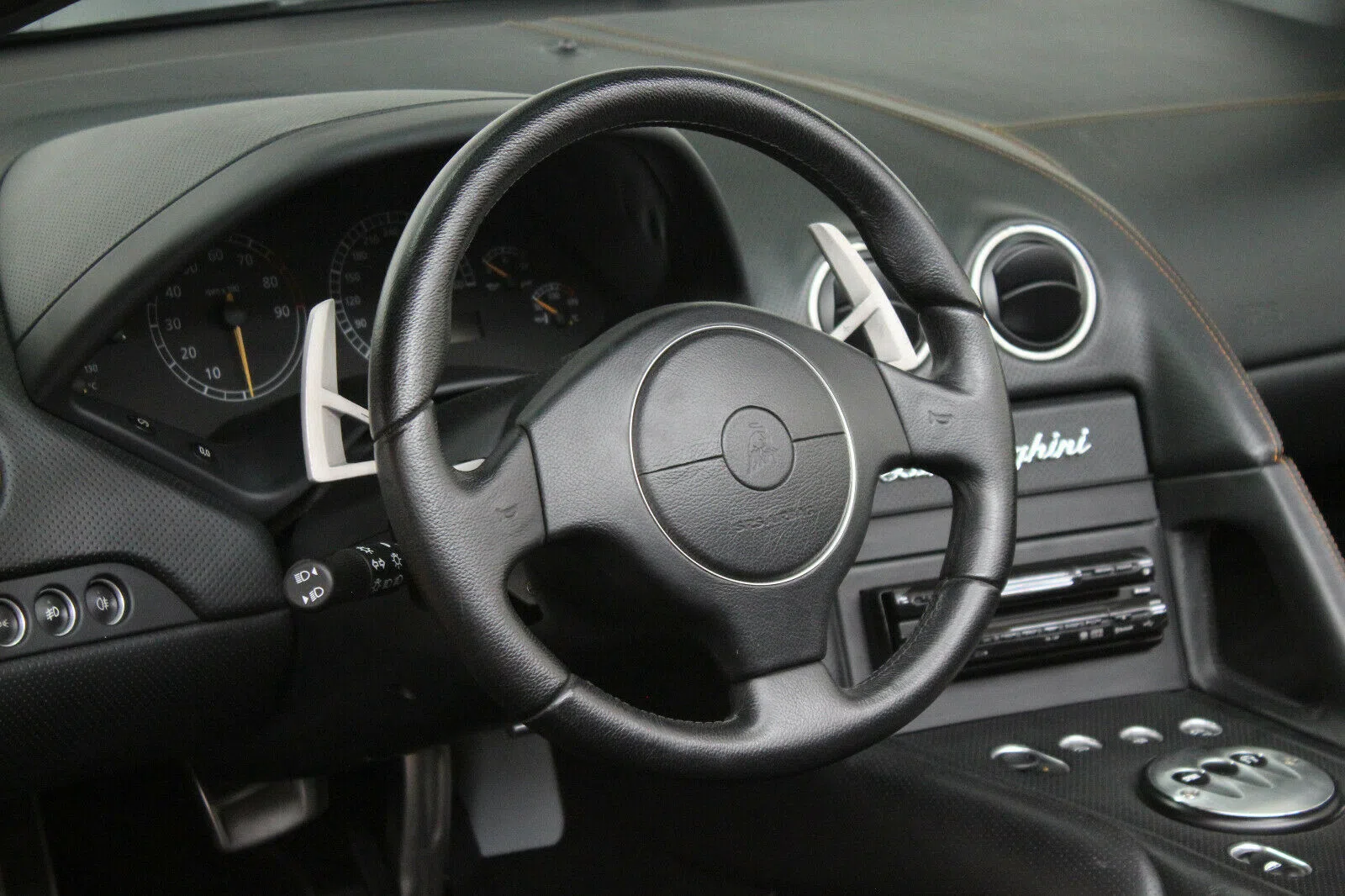 2005 Lamborghini Murcielago LP 580-4 Roadster interior