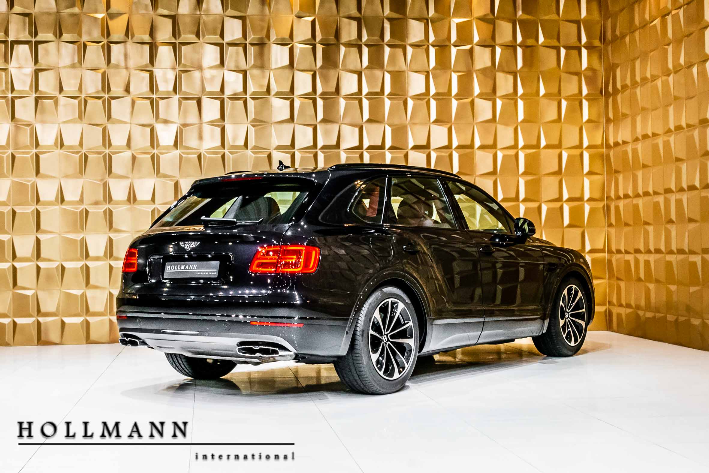 2018 Bentley Bentayga, 9/18