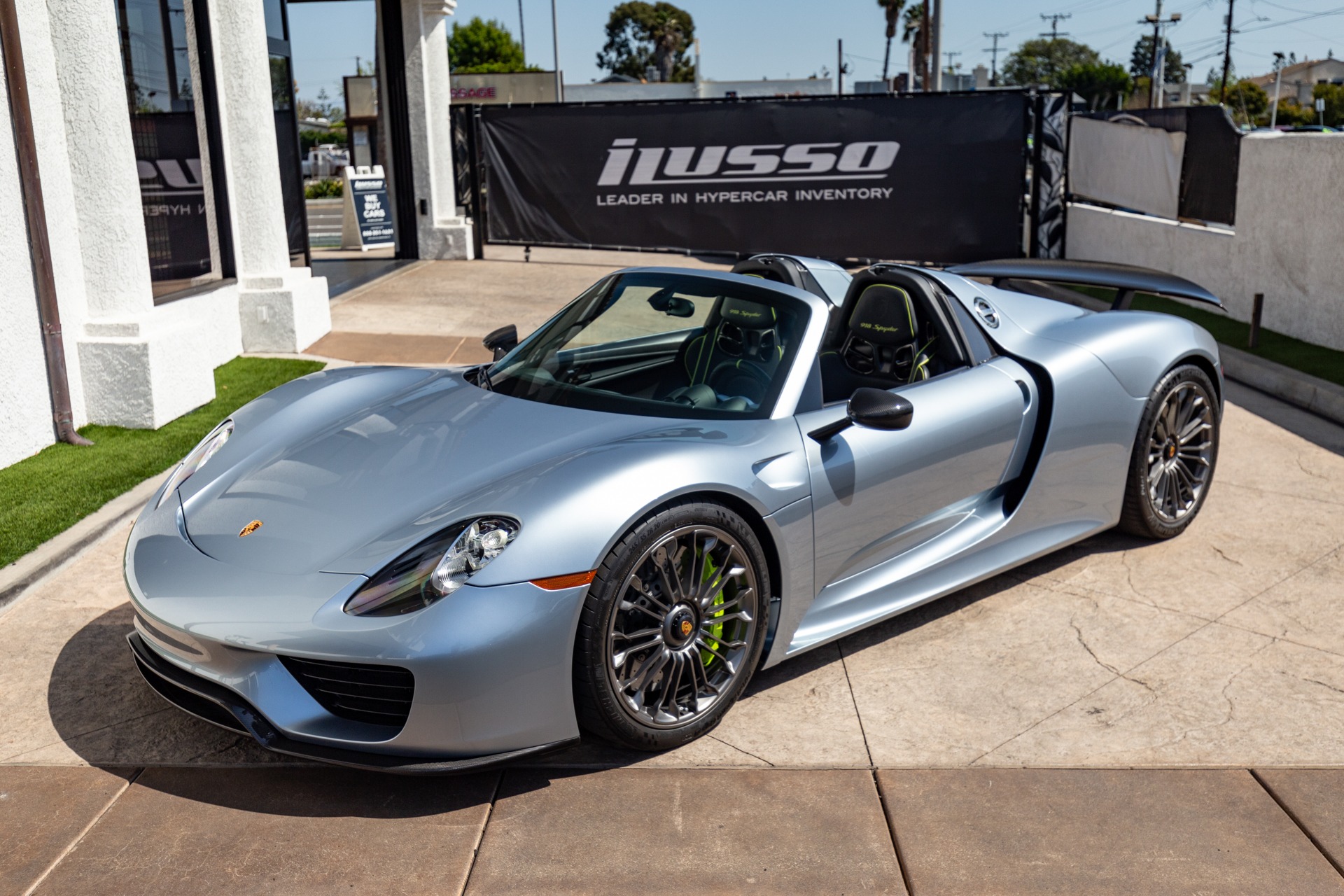 2015 Porsche 918 Spyder