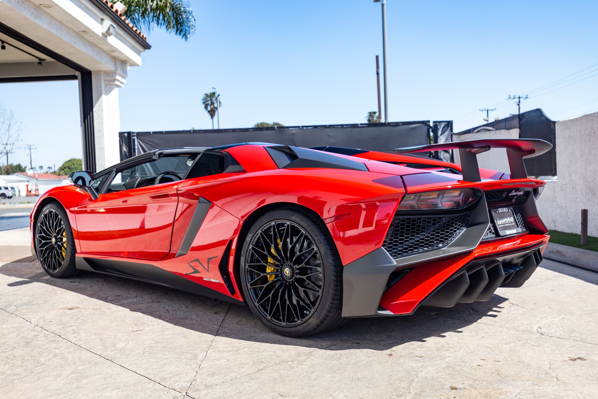 2016 Lamborghini Aventador SV, 2/20
