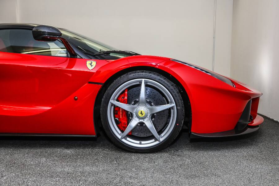 2016 FERRARI LAFERRARI, 7/14