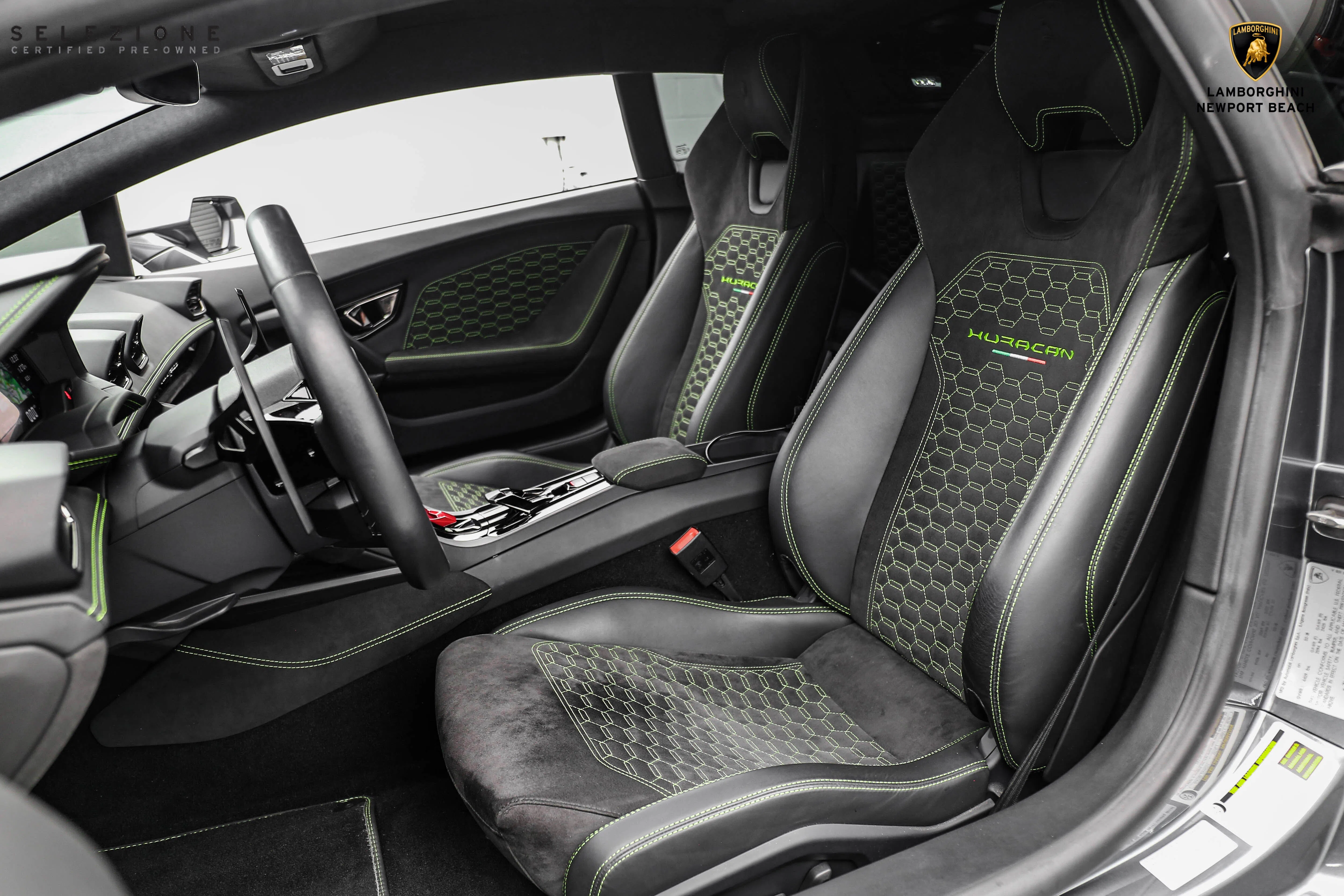 2018 Lamborghini Huracan LP580-2 interior, seats, Nero Ade