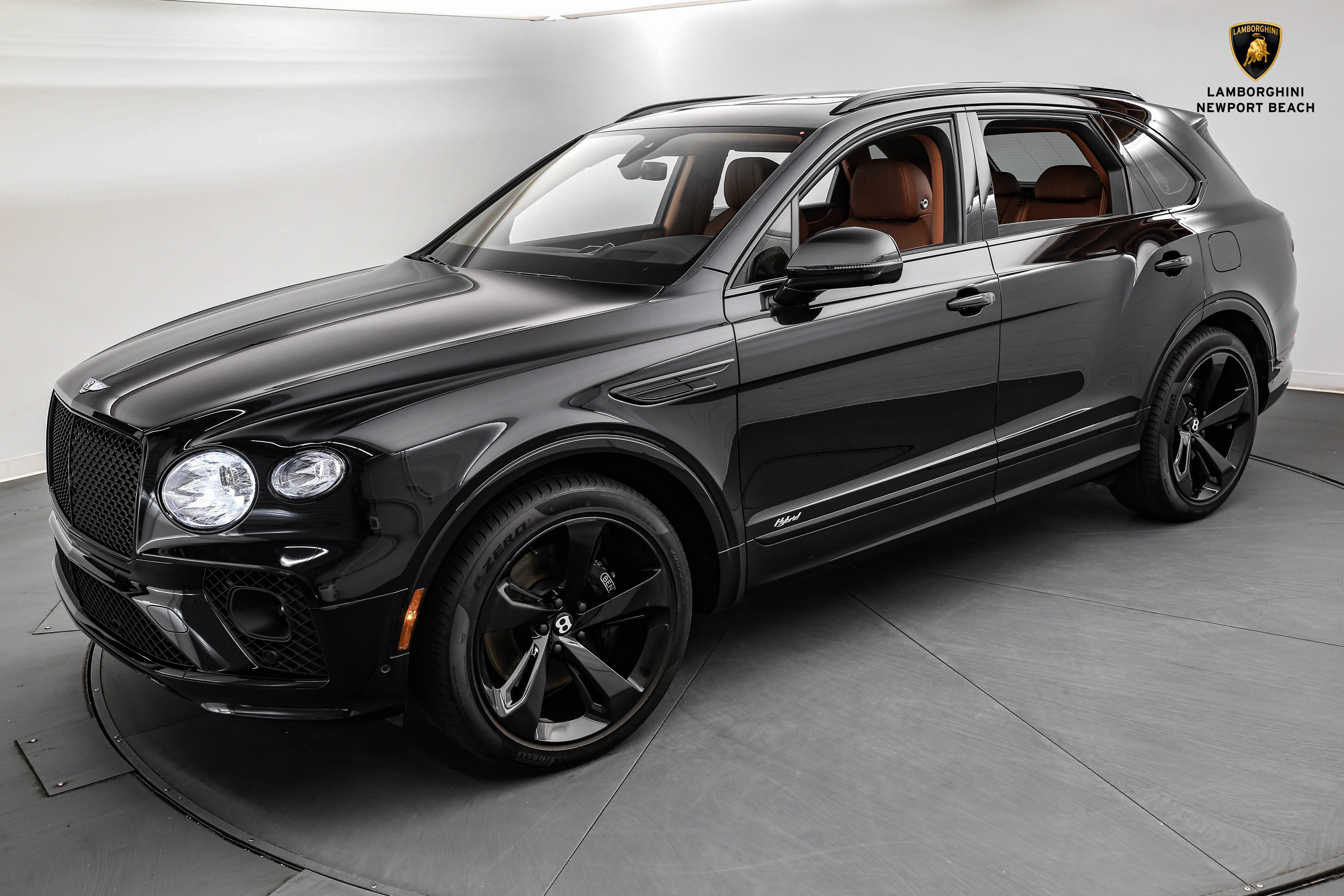 2021 Bentley Bentayga, 3/19