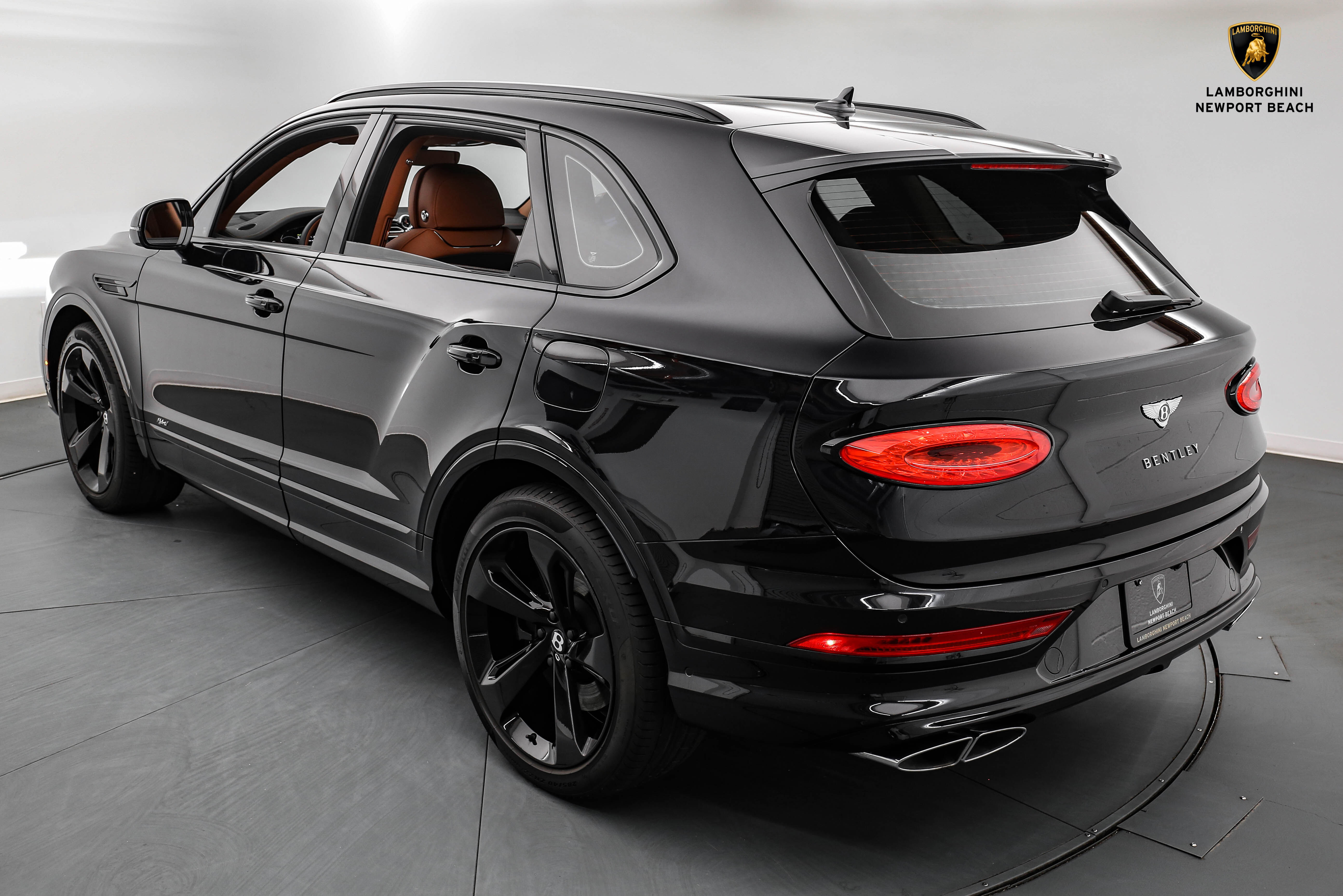 2021 Bentley Bentayga, 6/19