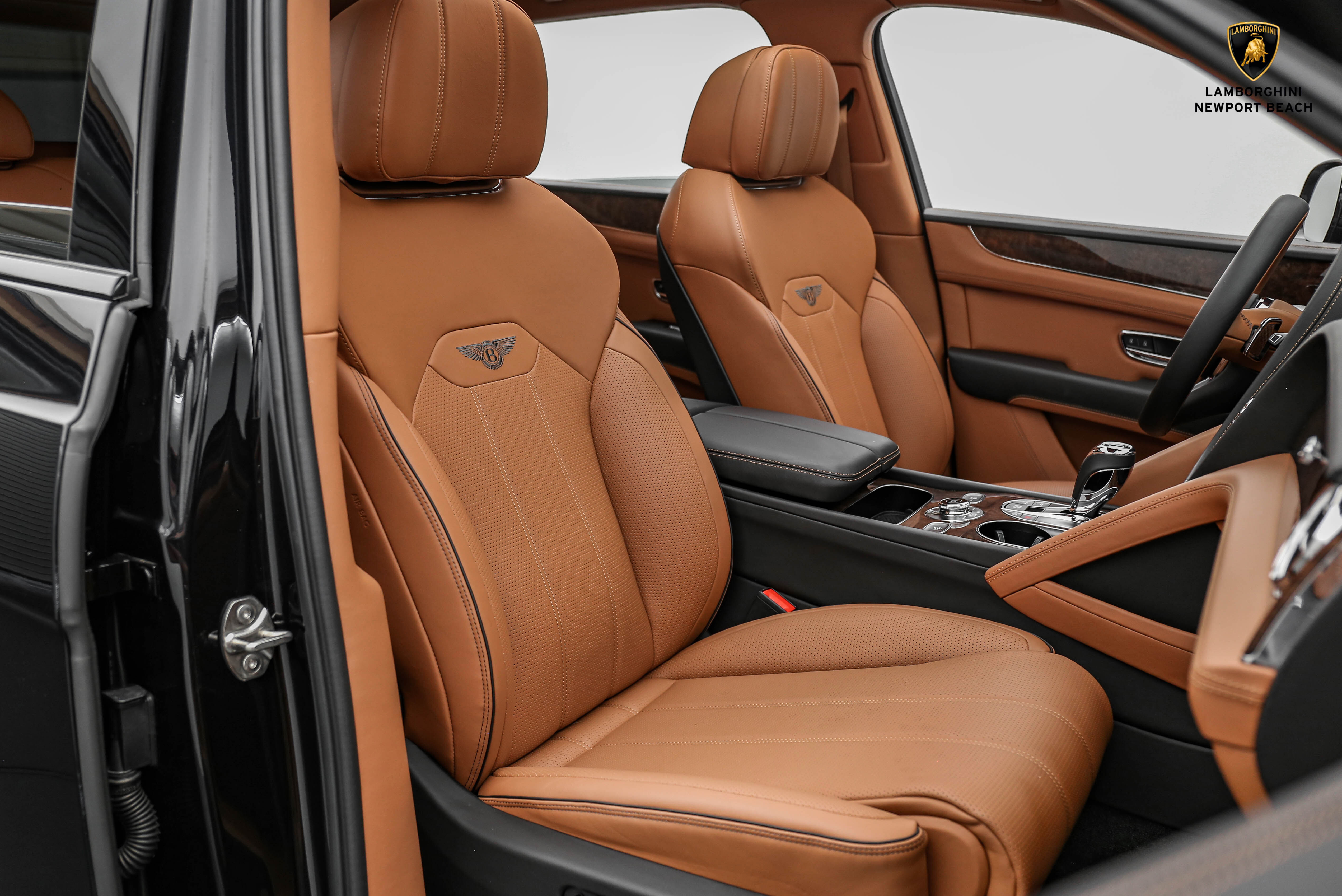 2021 Bentley Bentayga, 12/19