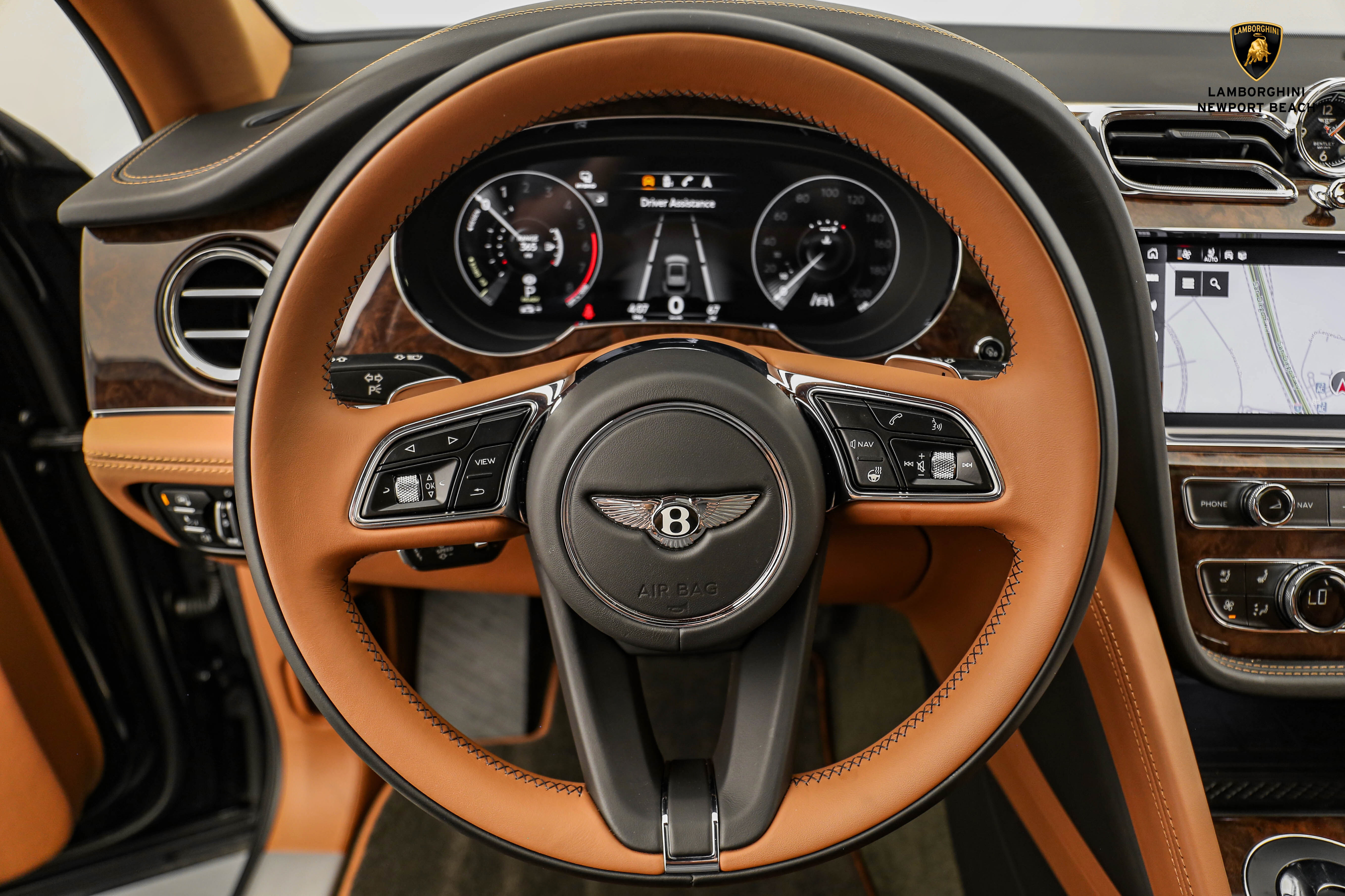 2021 Bentley Bentayga, 16/19