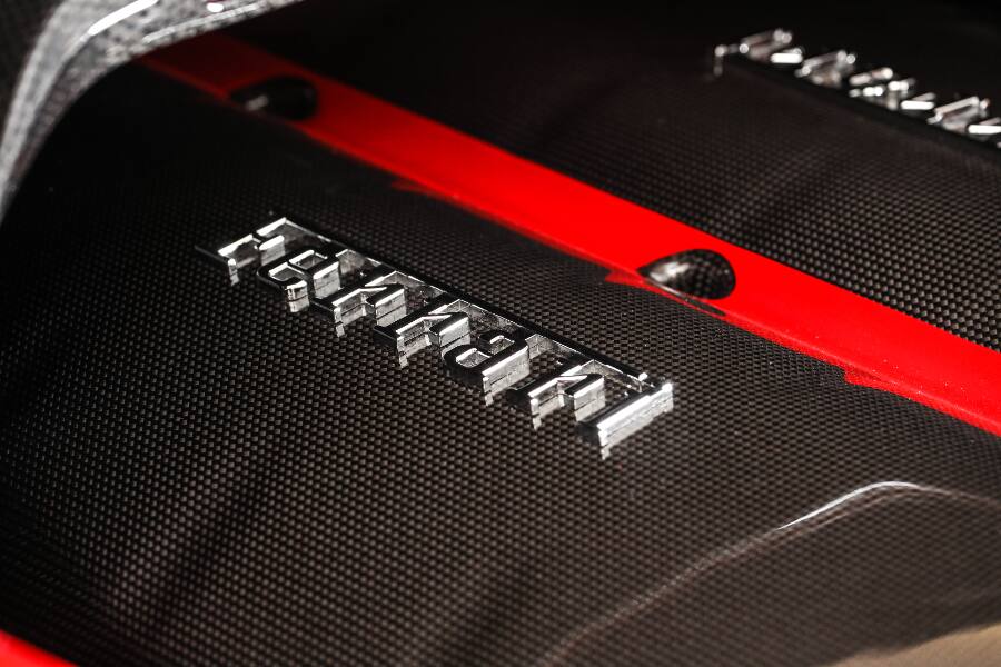 2016 FERRARI LAFERRARI, 9/14