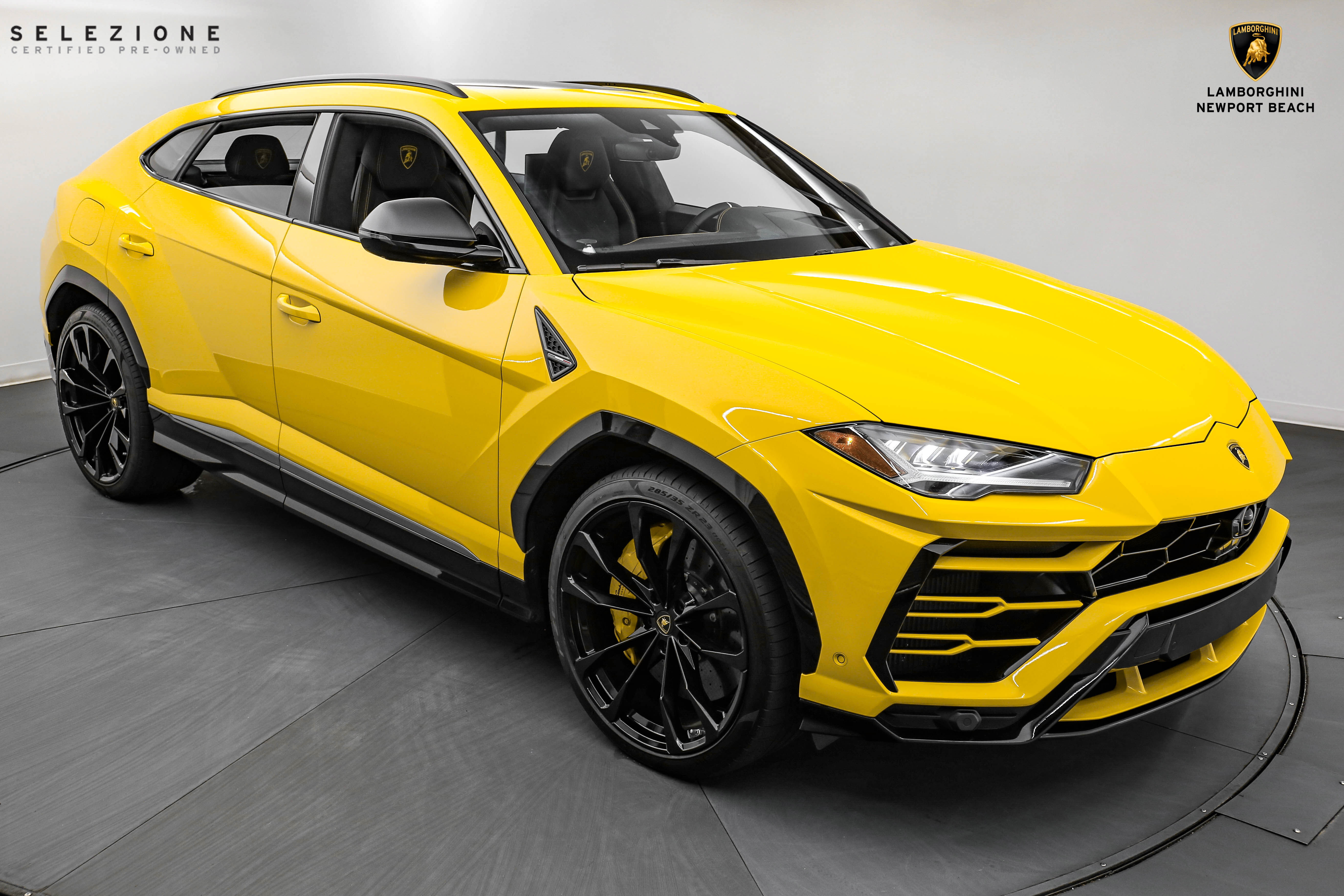 2020 Lamborghini Urus