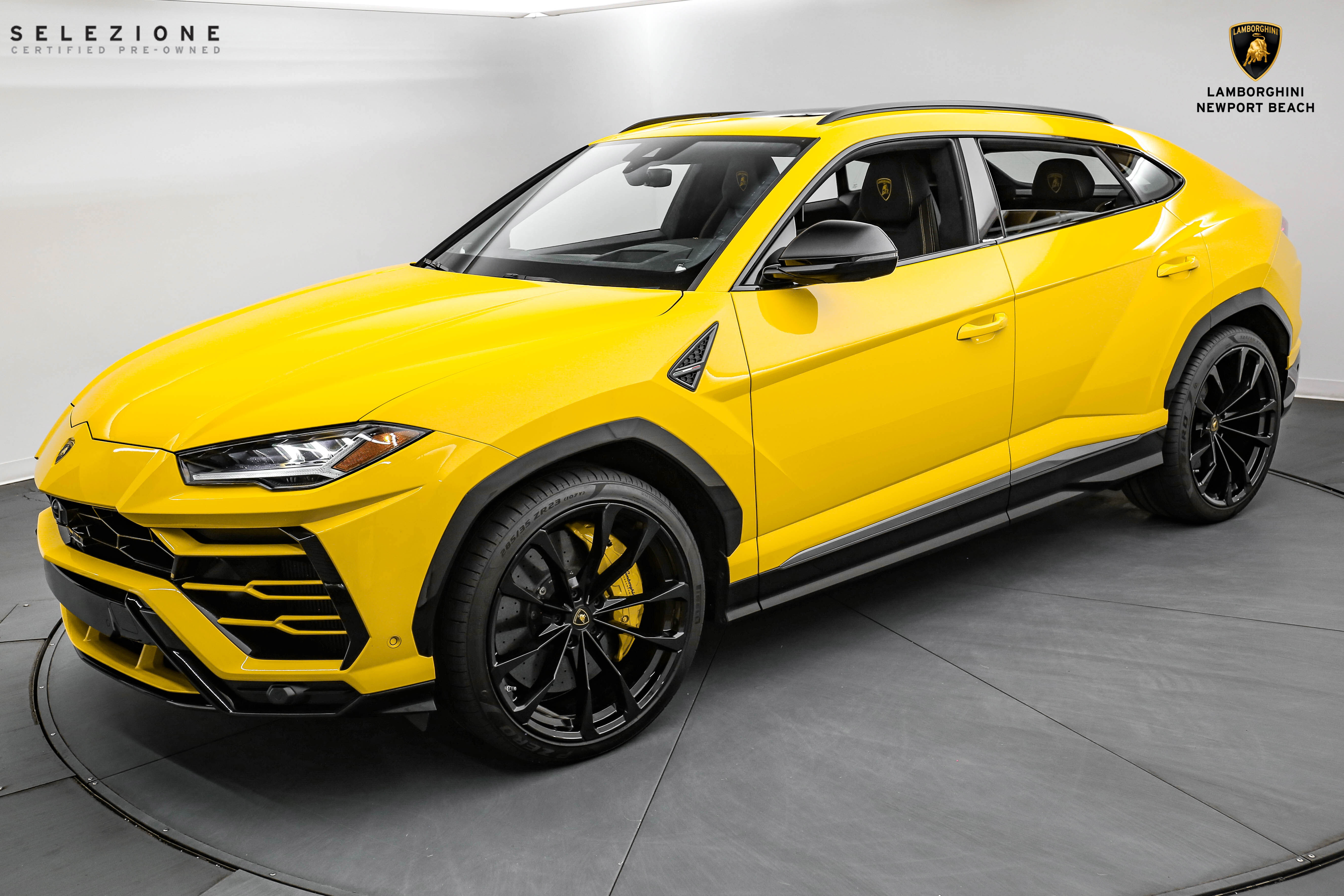 2020 Lamborghini Urus, 3/20