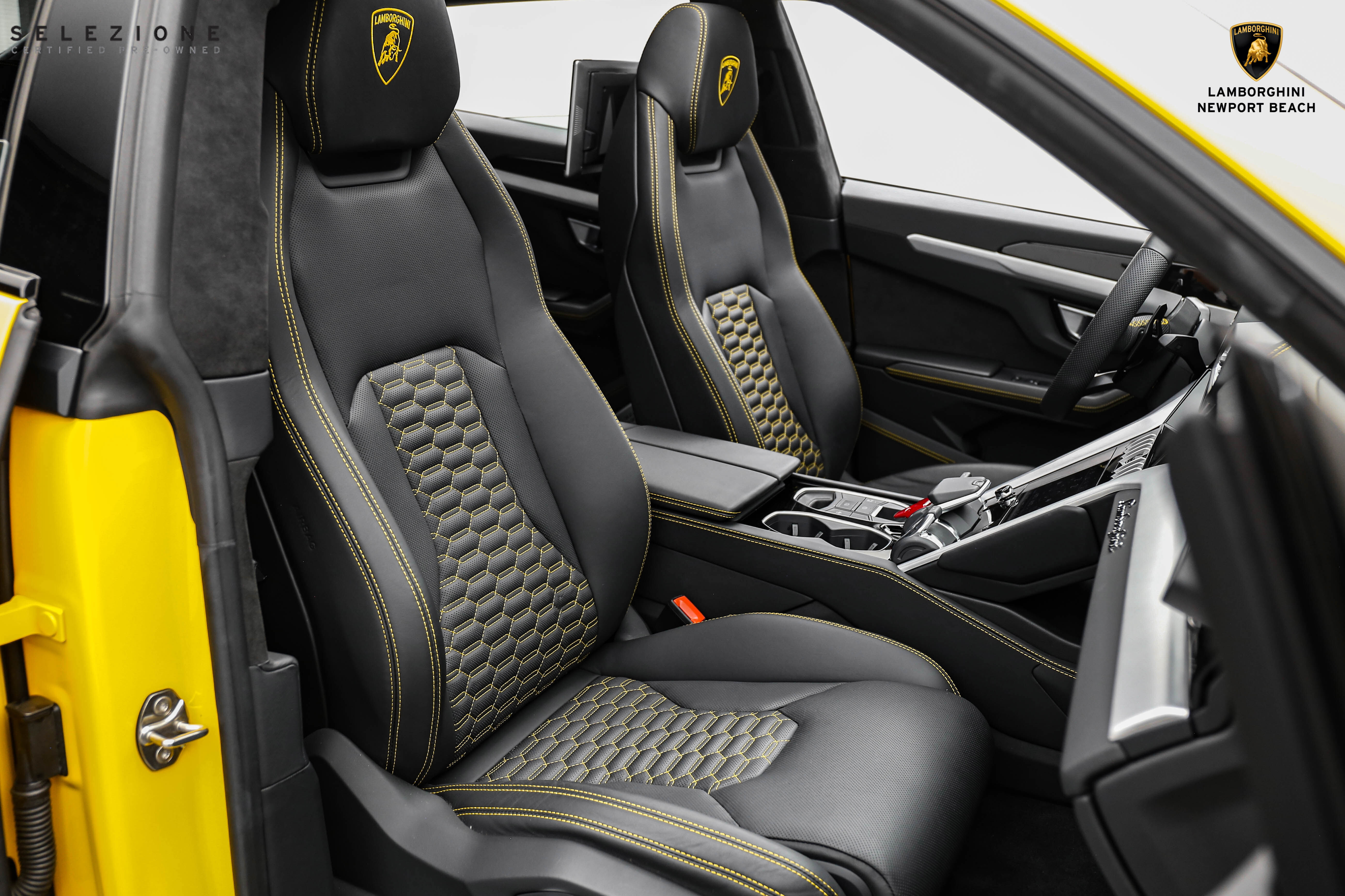 2020 Lamborghini Urus, 13/20