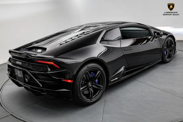 2020 Lamborghini Huracan EVO for sale, exterior, Nero Noctis
