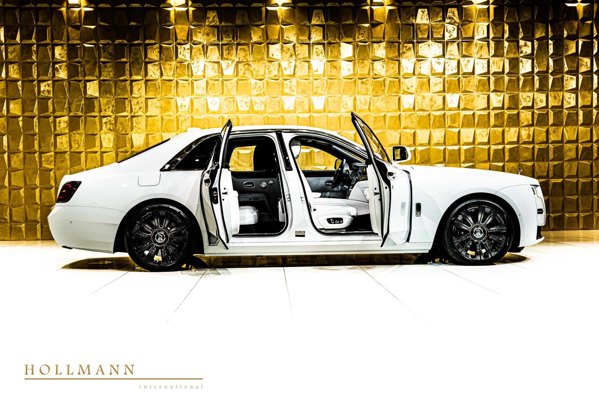 2022 Rolls-ROYCE GHOST, 2/15