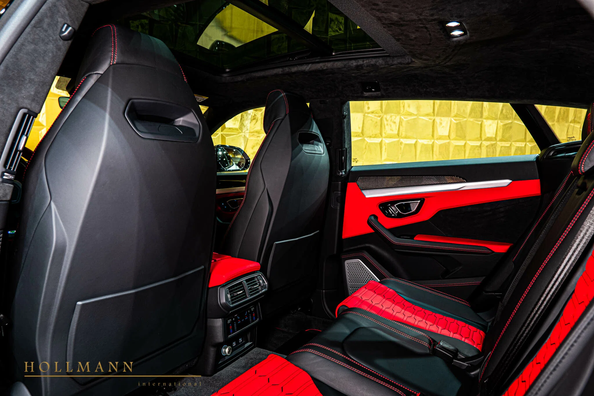 2022 Lamborghini Urus by NOVITEC, 3/20