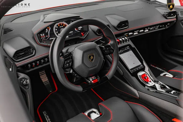 2021 Lamborghini Huracan interior, Nero Ade