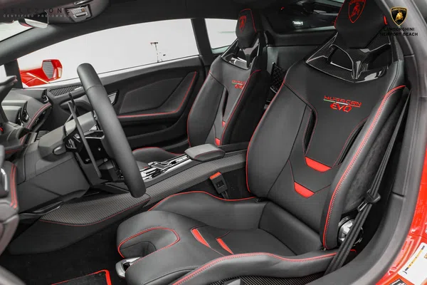 2021 Lamborghini Huracan interior, seats, Nero Ade