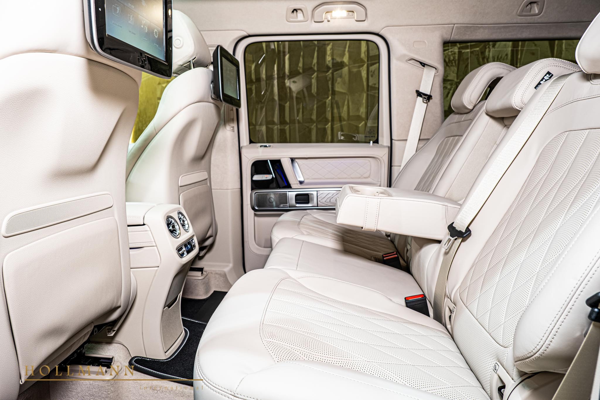 2022 BRABUS G 700, 4/17