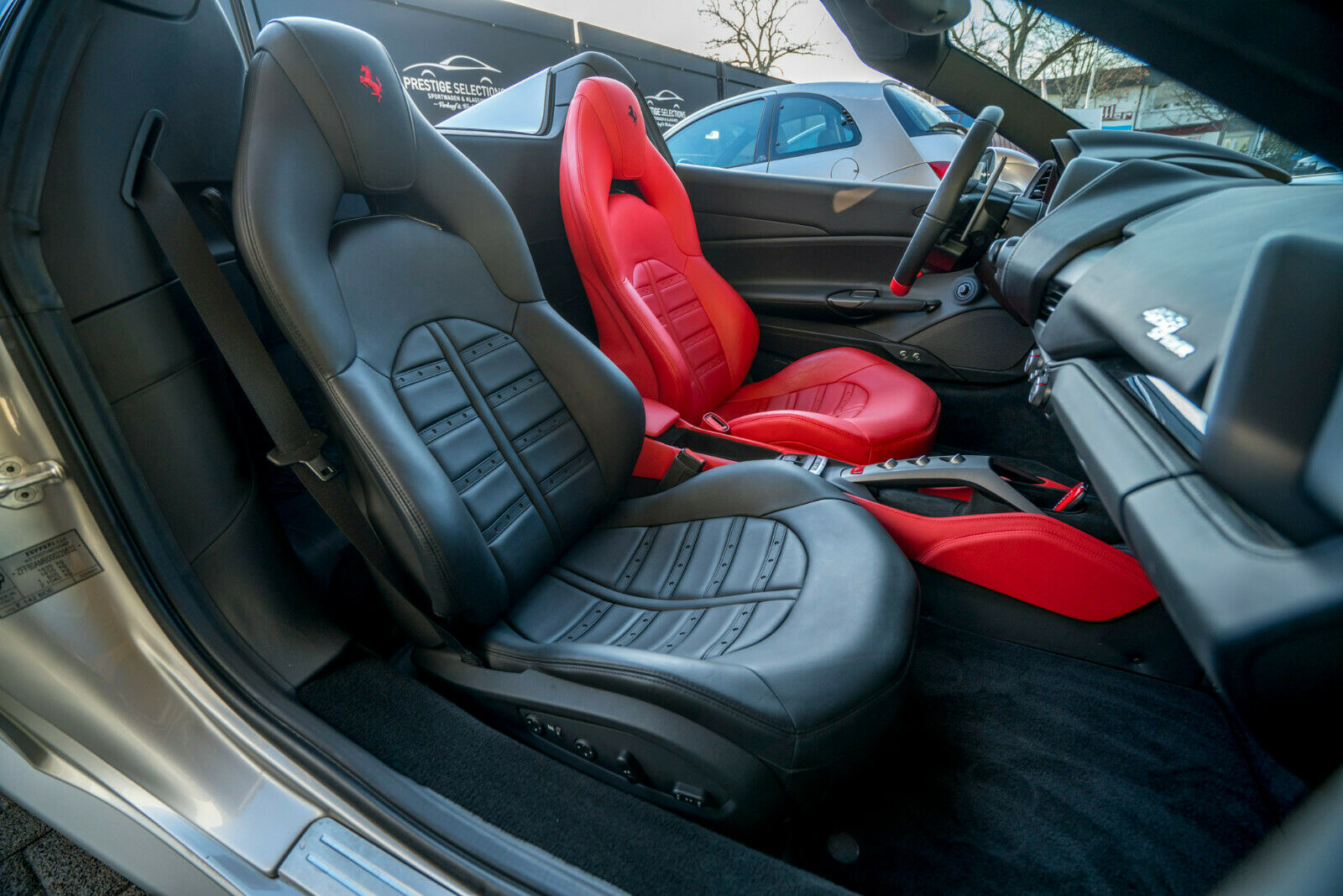2017 Ferrari 488 Spider, 2/20