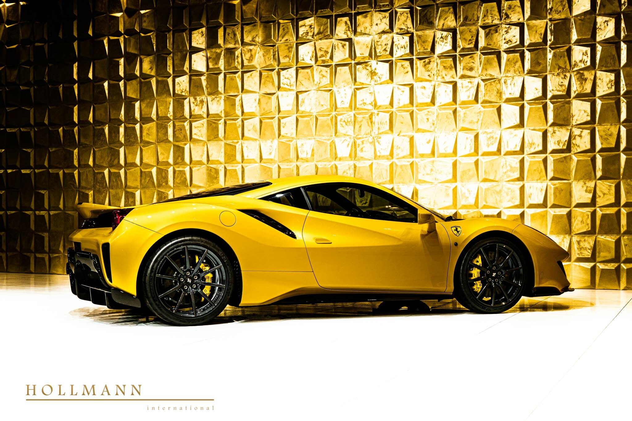 2021 Ferrari 488 Pista, 15/20