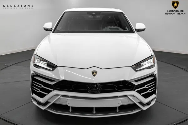 2021 Lamborghini Urus for sale, exterior, Bianco Monocerus
