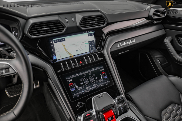 2021 Lamborghini Urus, 16/20