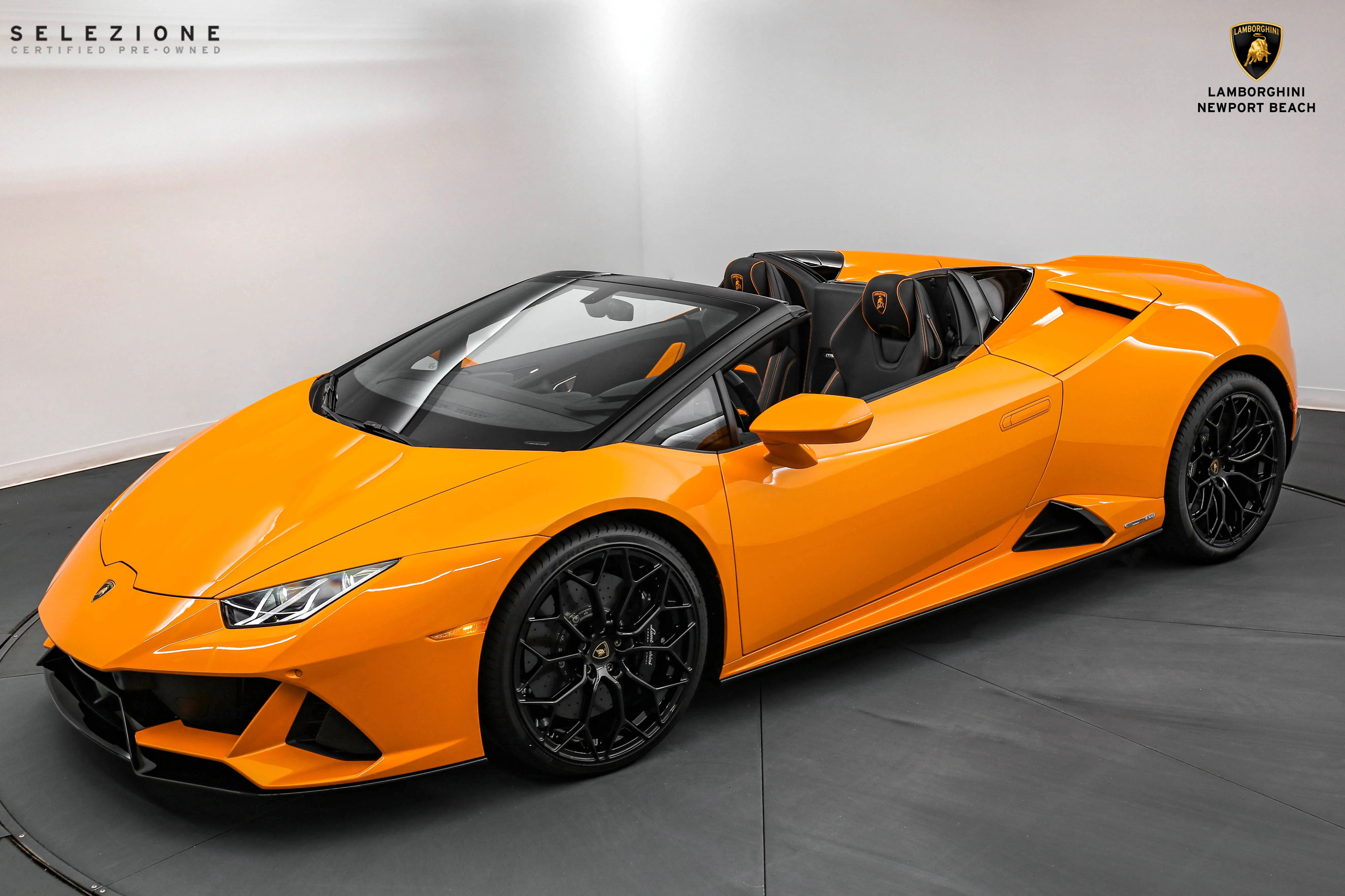 2020 Lamborghini Huracan EVO Spyder for sale, exterior, Arancio Borealis Pearl