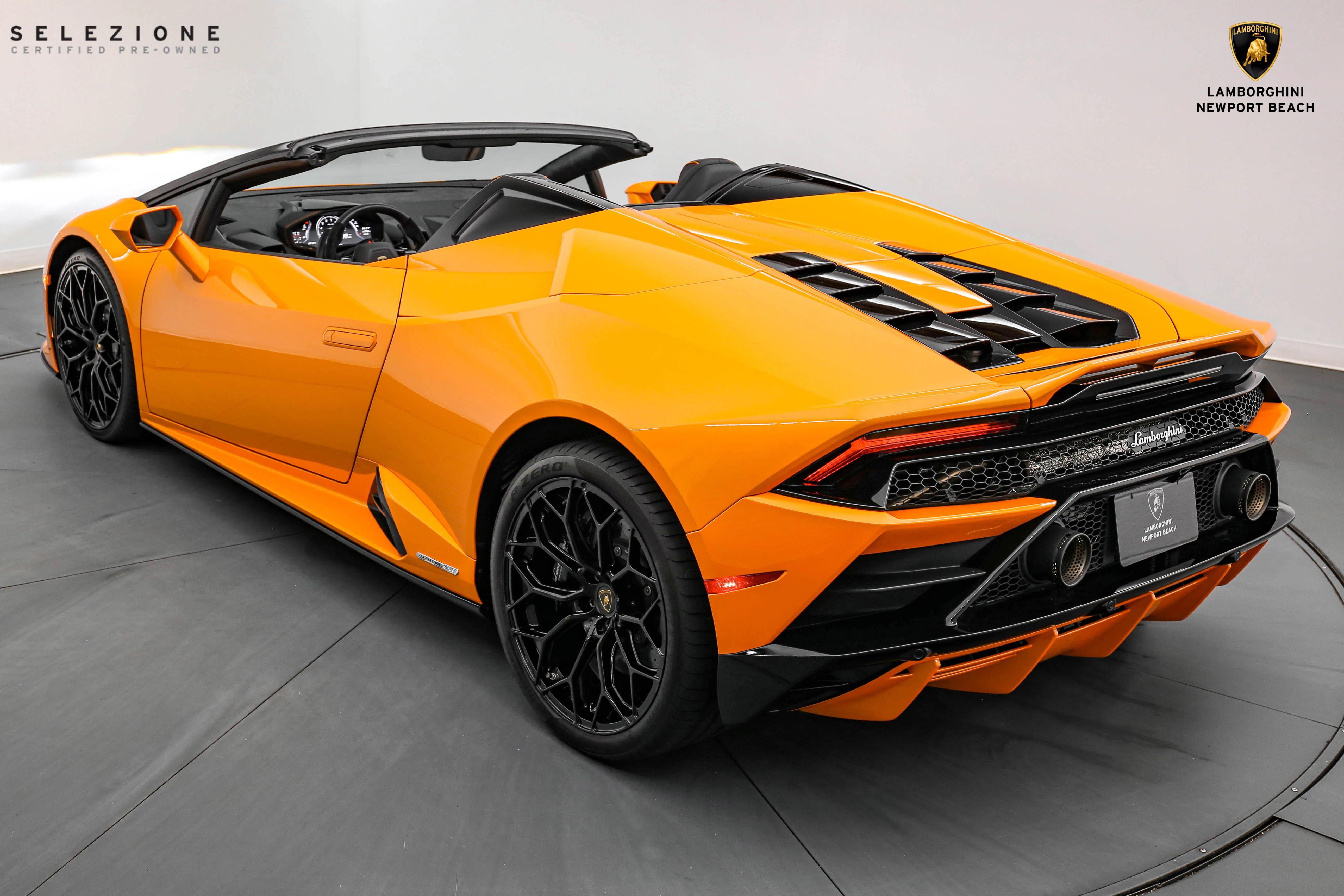 2020 Lamborghini Huracan EVO Spyder for sale, exterior, Arancio Borealis Pearl
