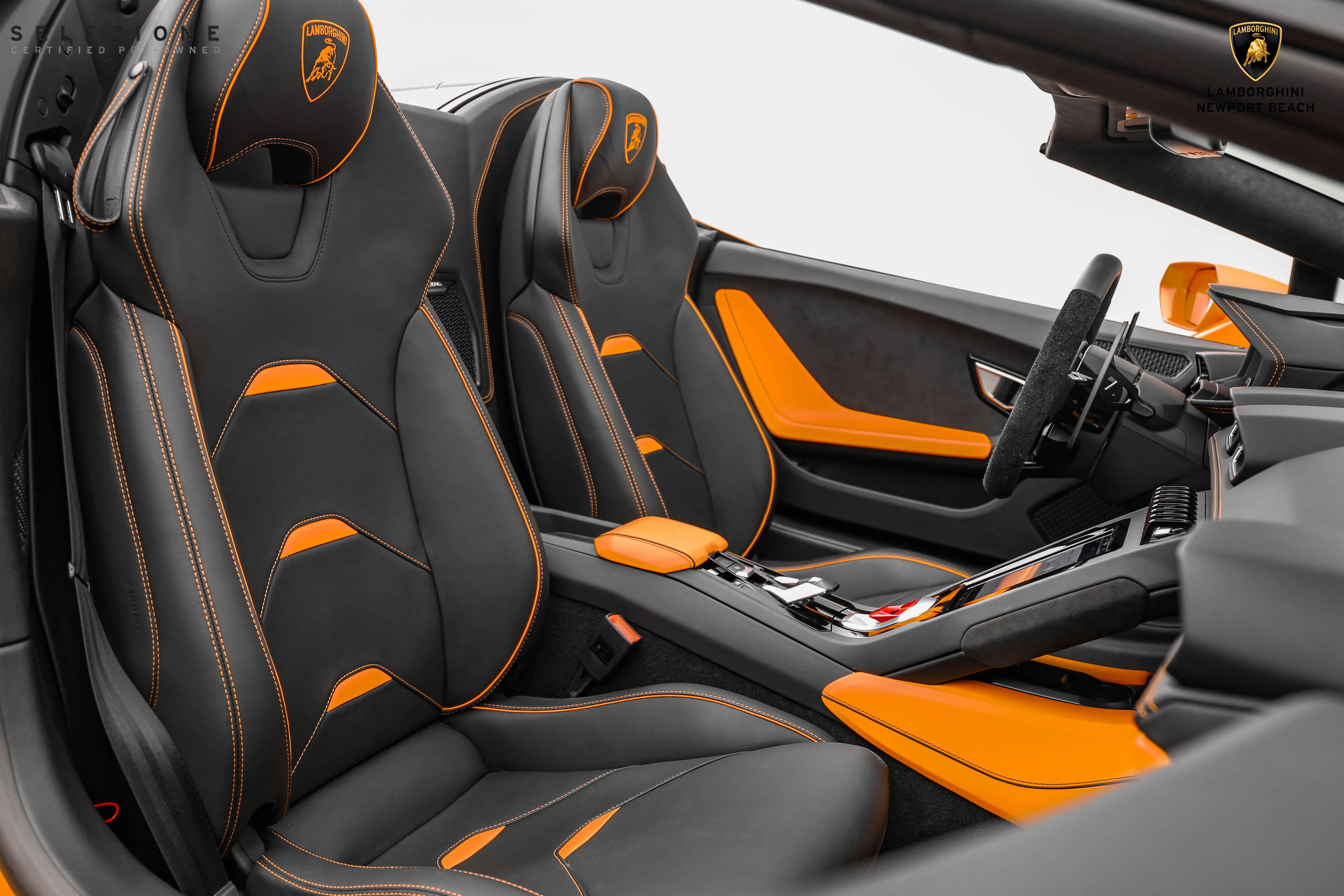 2020 Lamborghini Huracan EVO Spyder interior, seats, Nero Ade