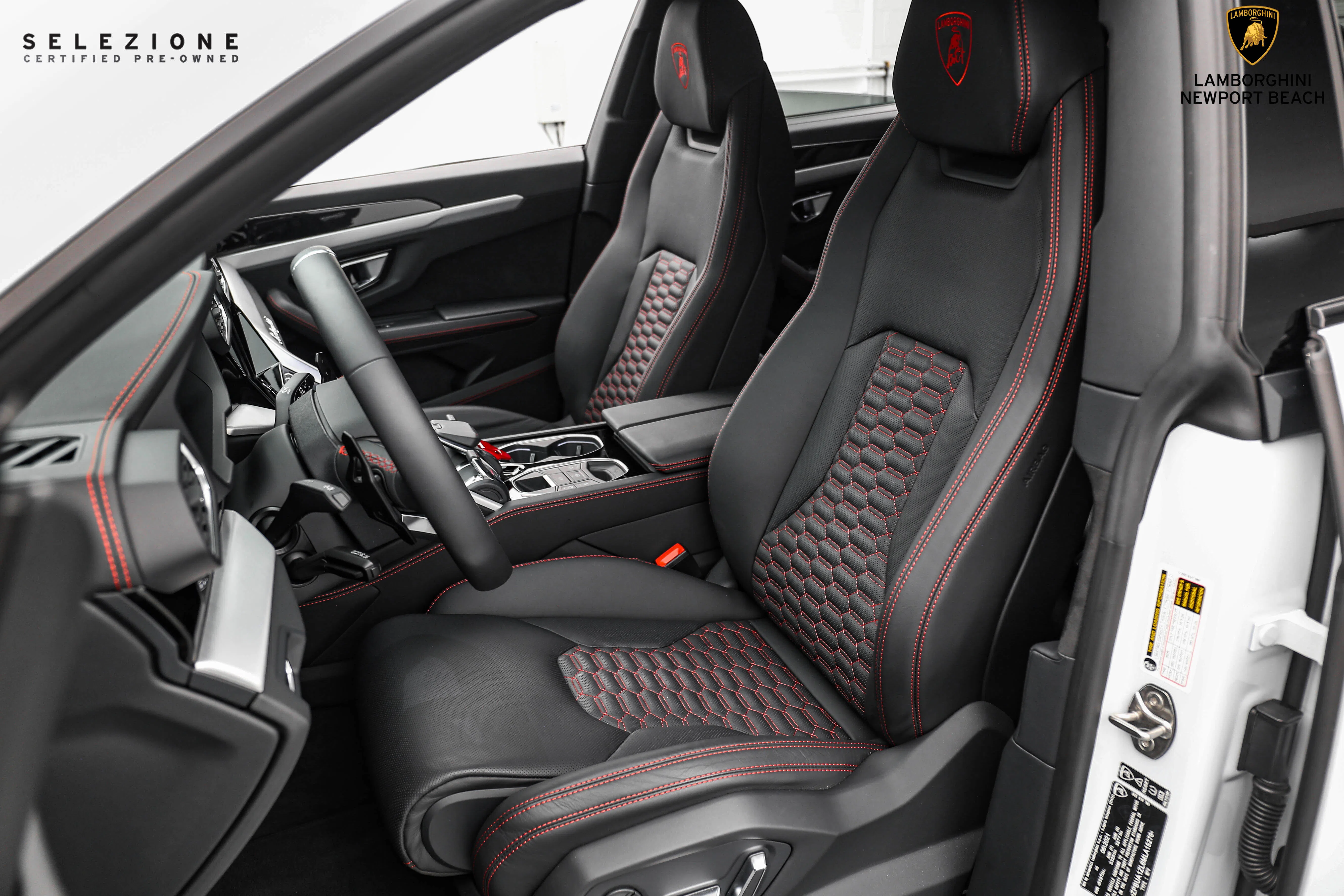 2021 Lamborghini Urus interior, seats, Nero Ade, Full leather