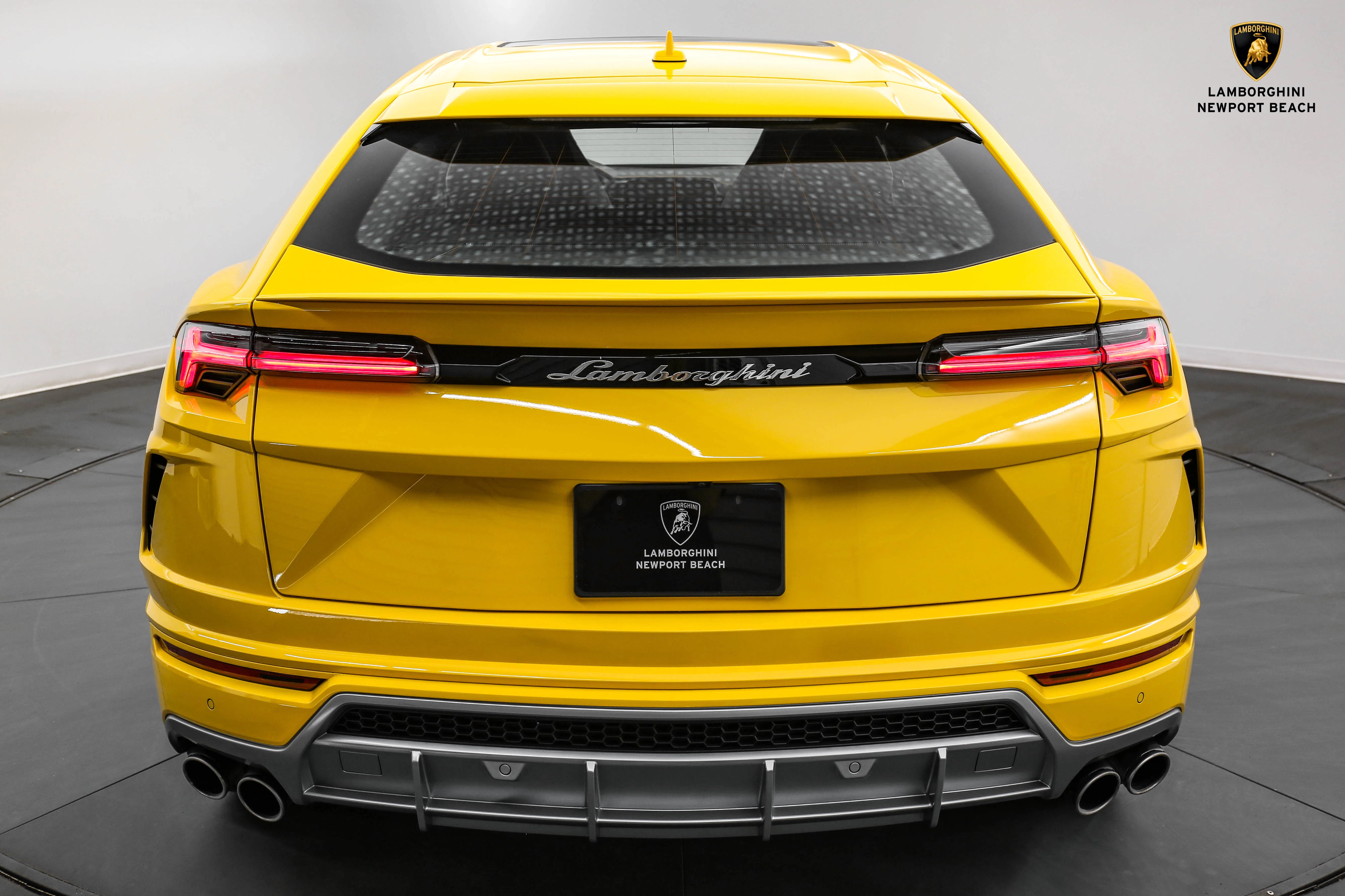2022 Lamborghini Urus for sale, exterior, Giallo Auge