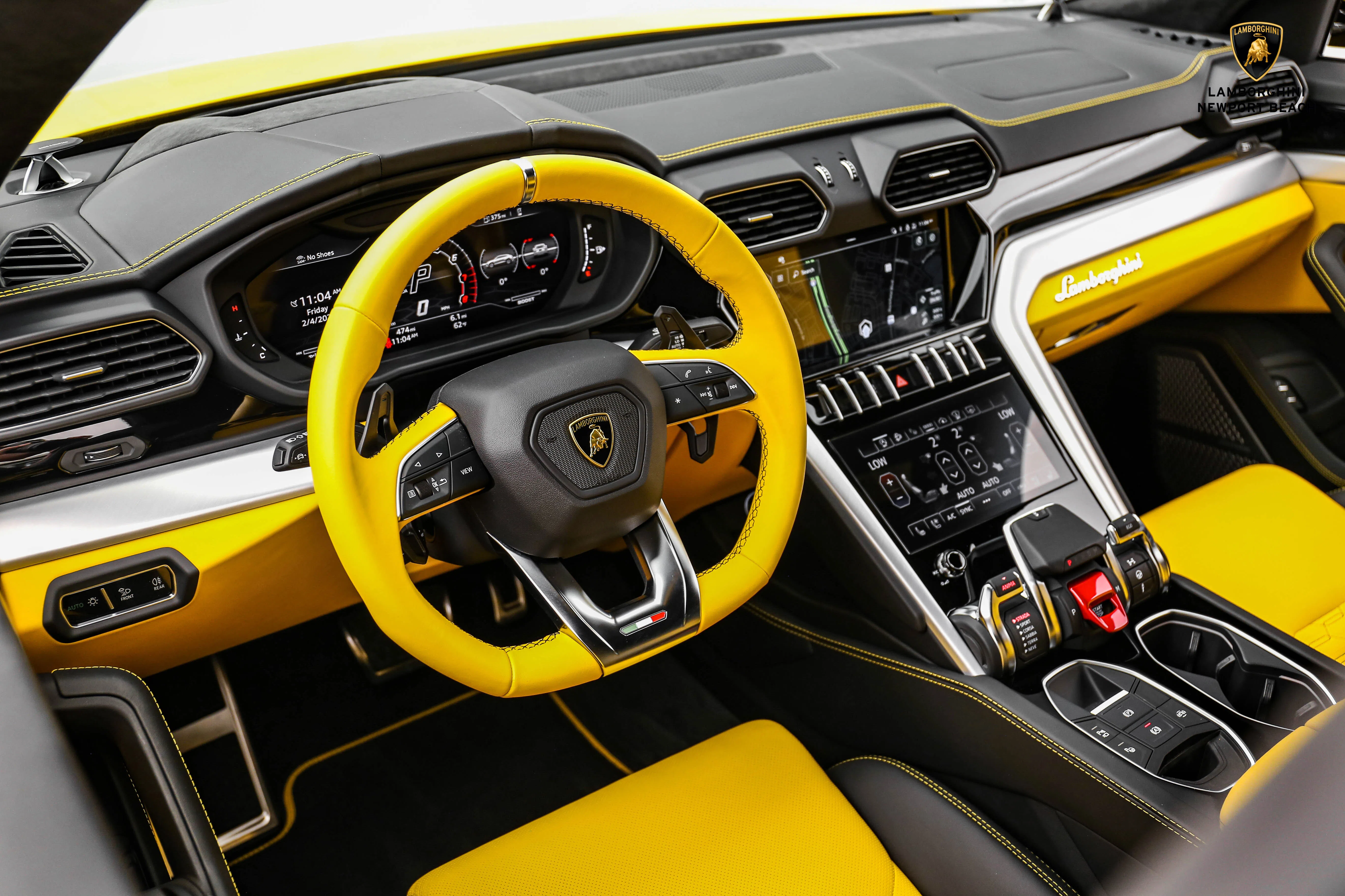 2022 Lamborghini Urus interior, Nero Ade