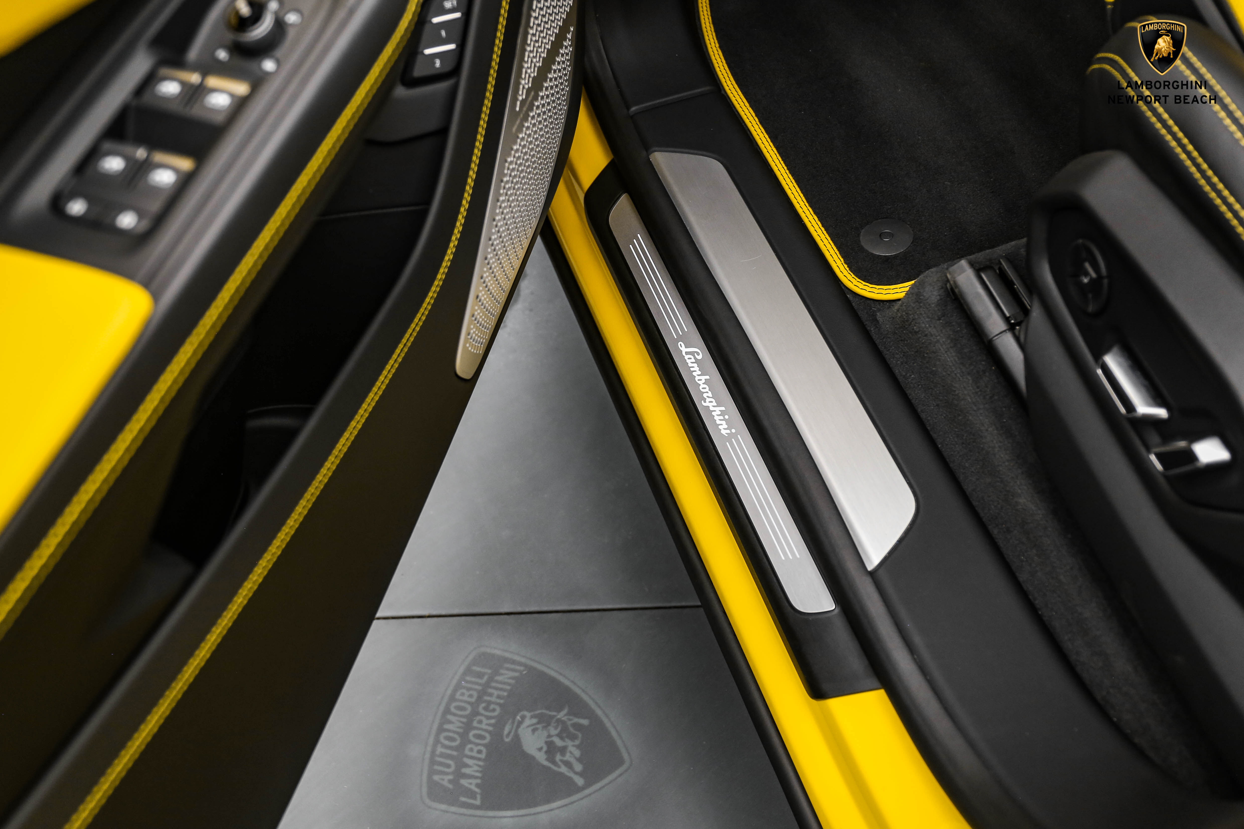 2022 Lamborghini Urus, 15/20