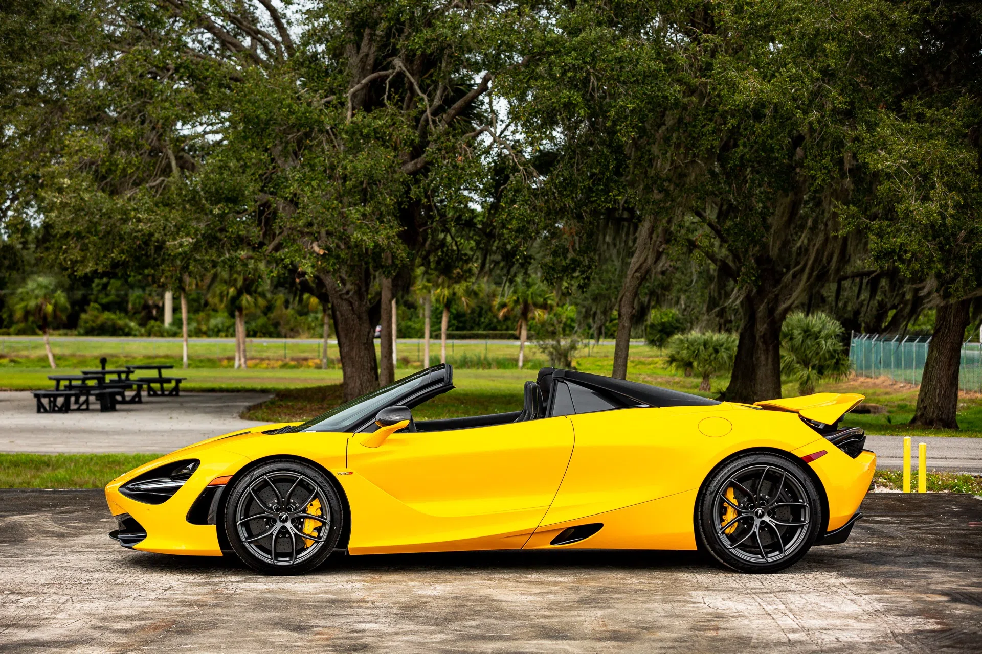 2020 McLaren 720S Spider Performance for sale, exterior, Volcano Yellow