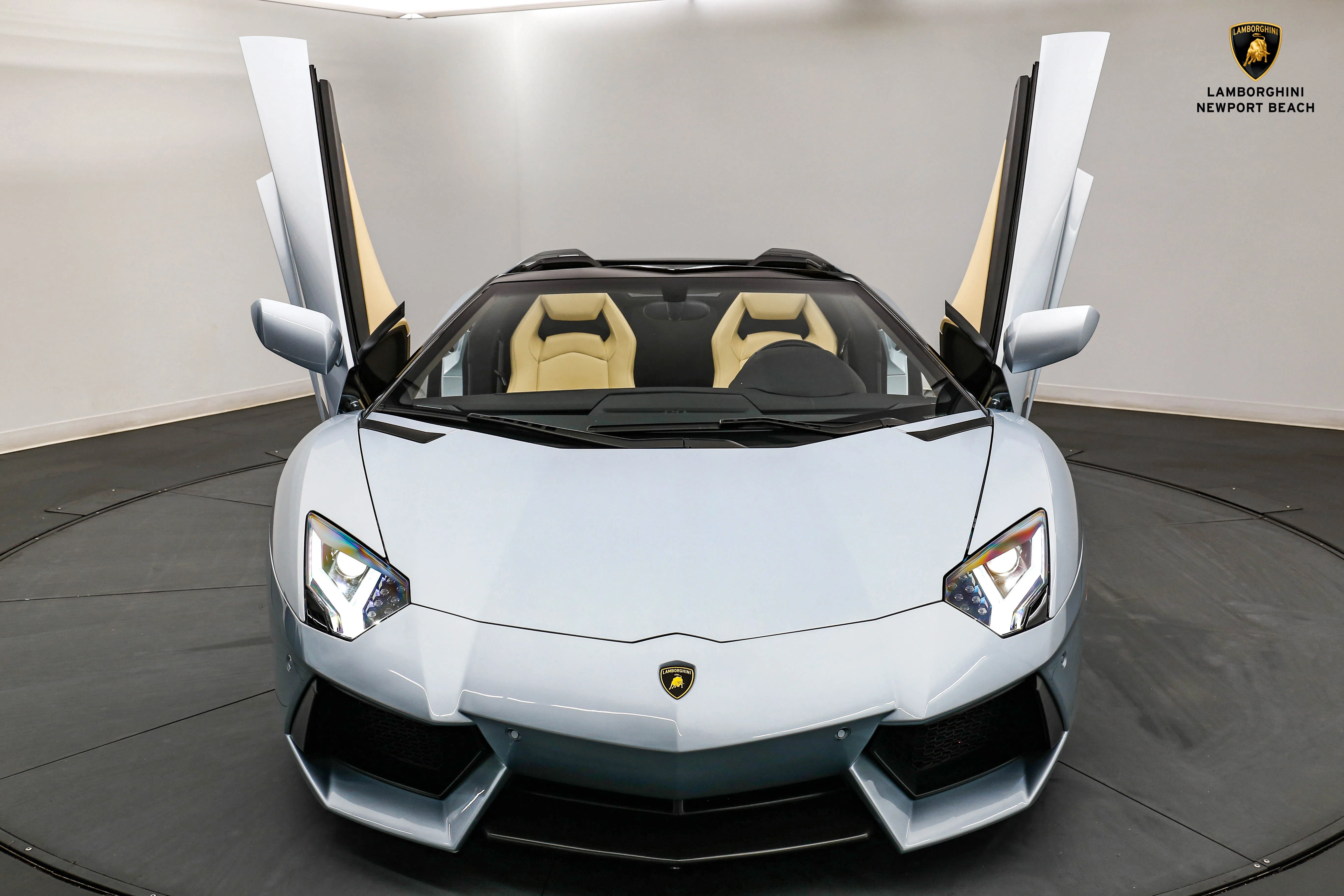 2013 Lamborghini Aventador LP700-4 Roadster for sale, exterior, Azzuro Thetys