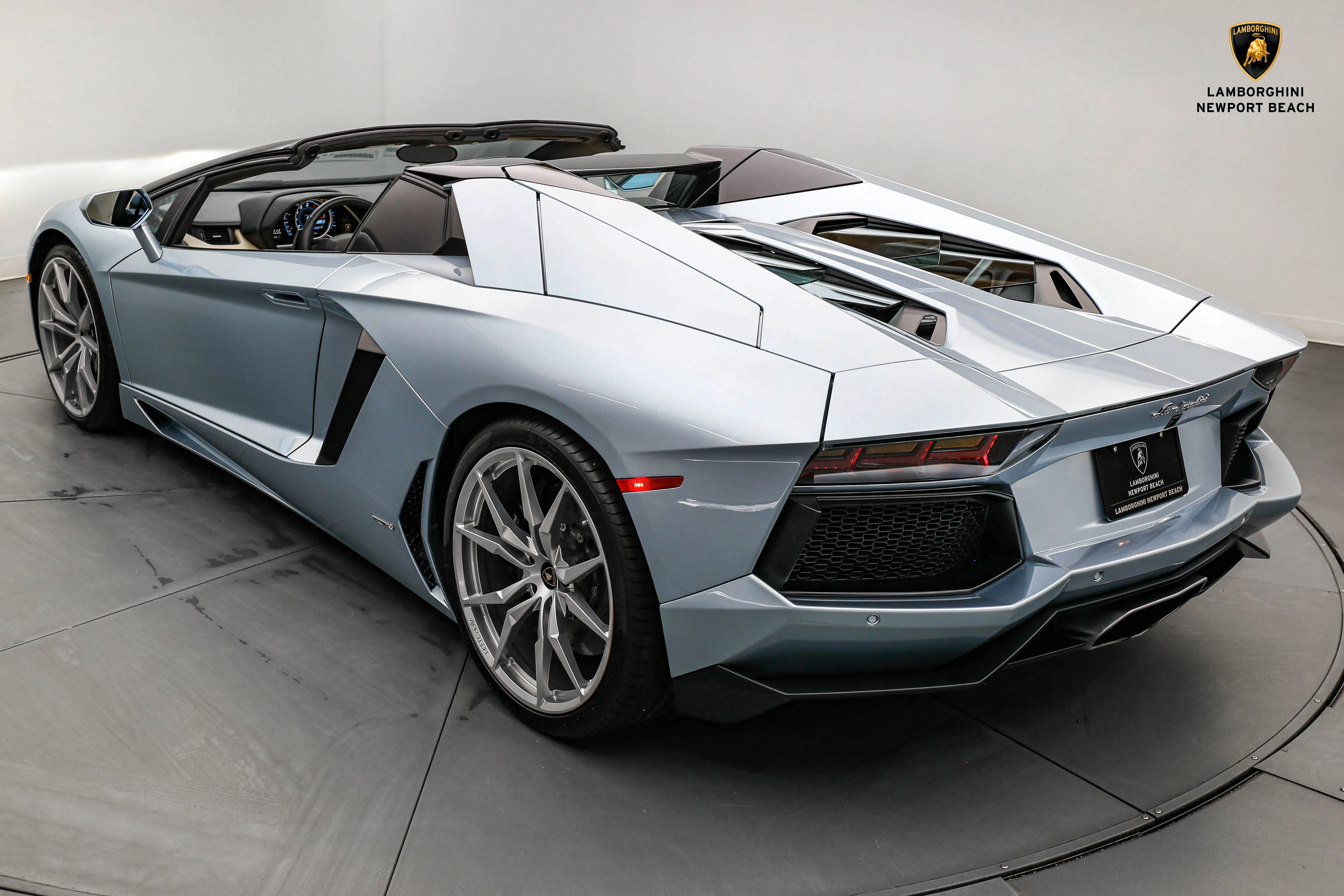 2013 Lamborghini Aventador LP700-4 Roadster for sale, exterior, Azzuro Thetys