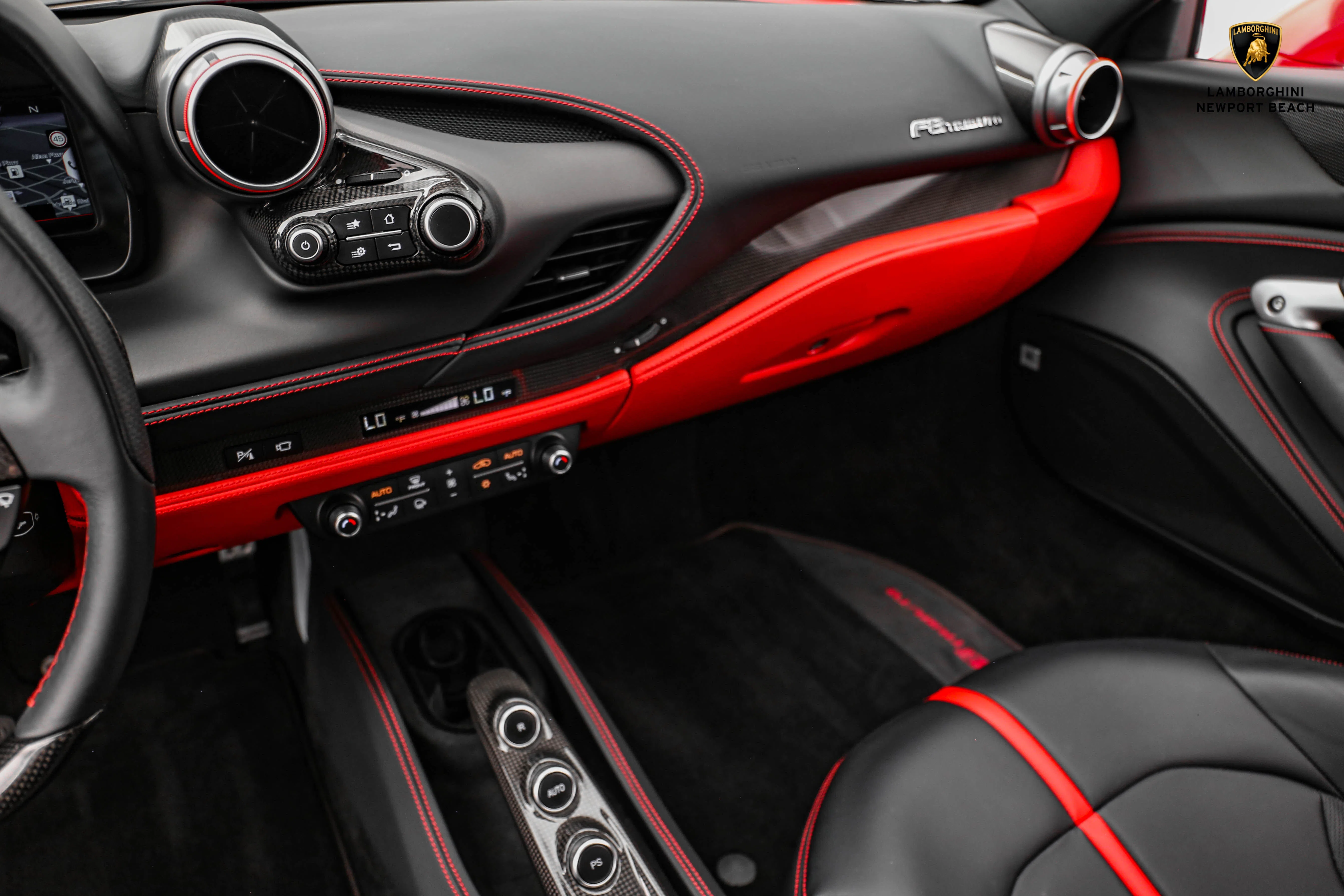 2021 Ferrari F8 Tributo interior, Nero, Full leather