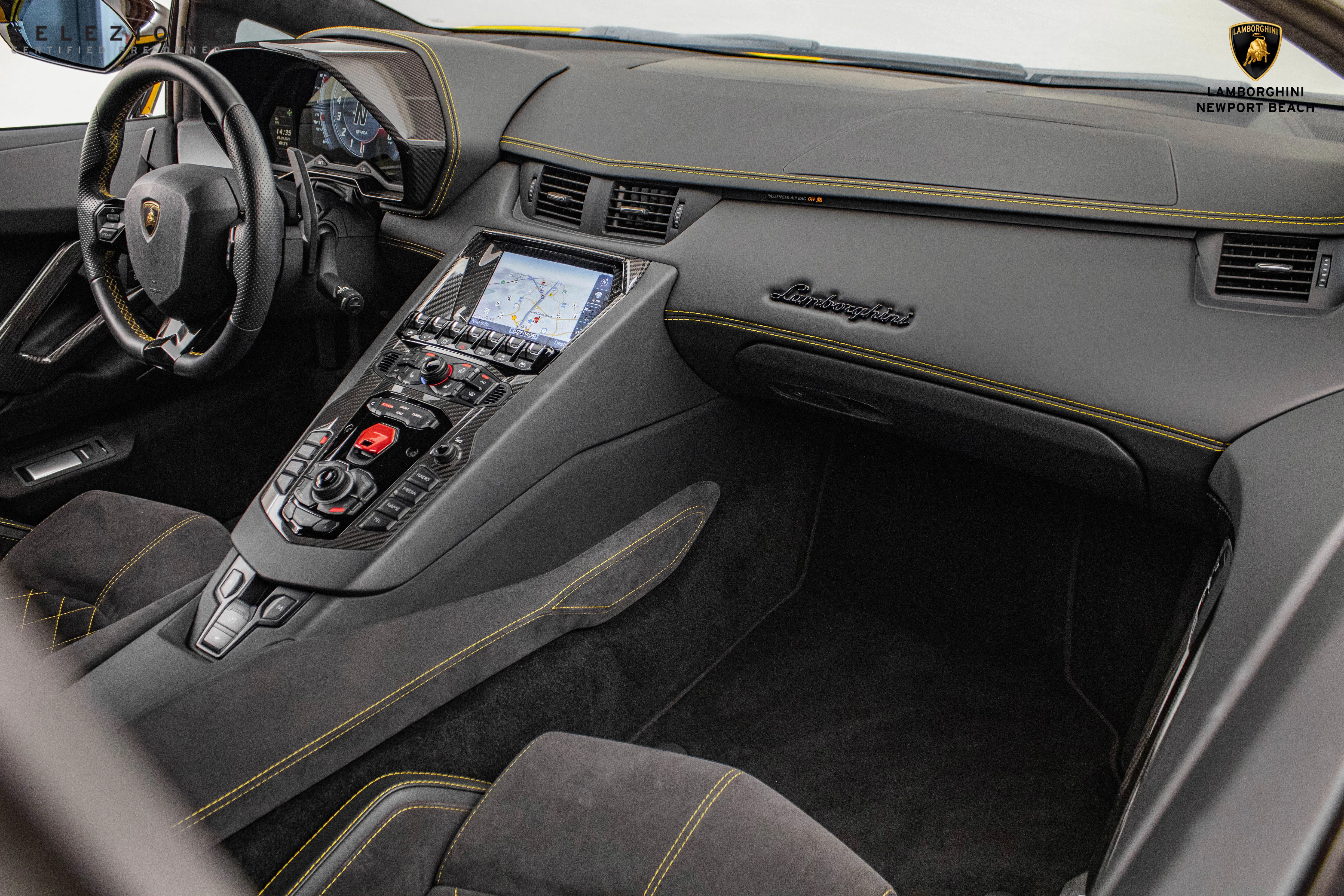 2018 Lamborghini Aventador S interior, Nero Ade