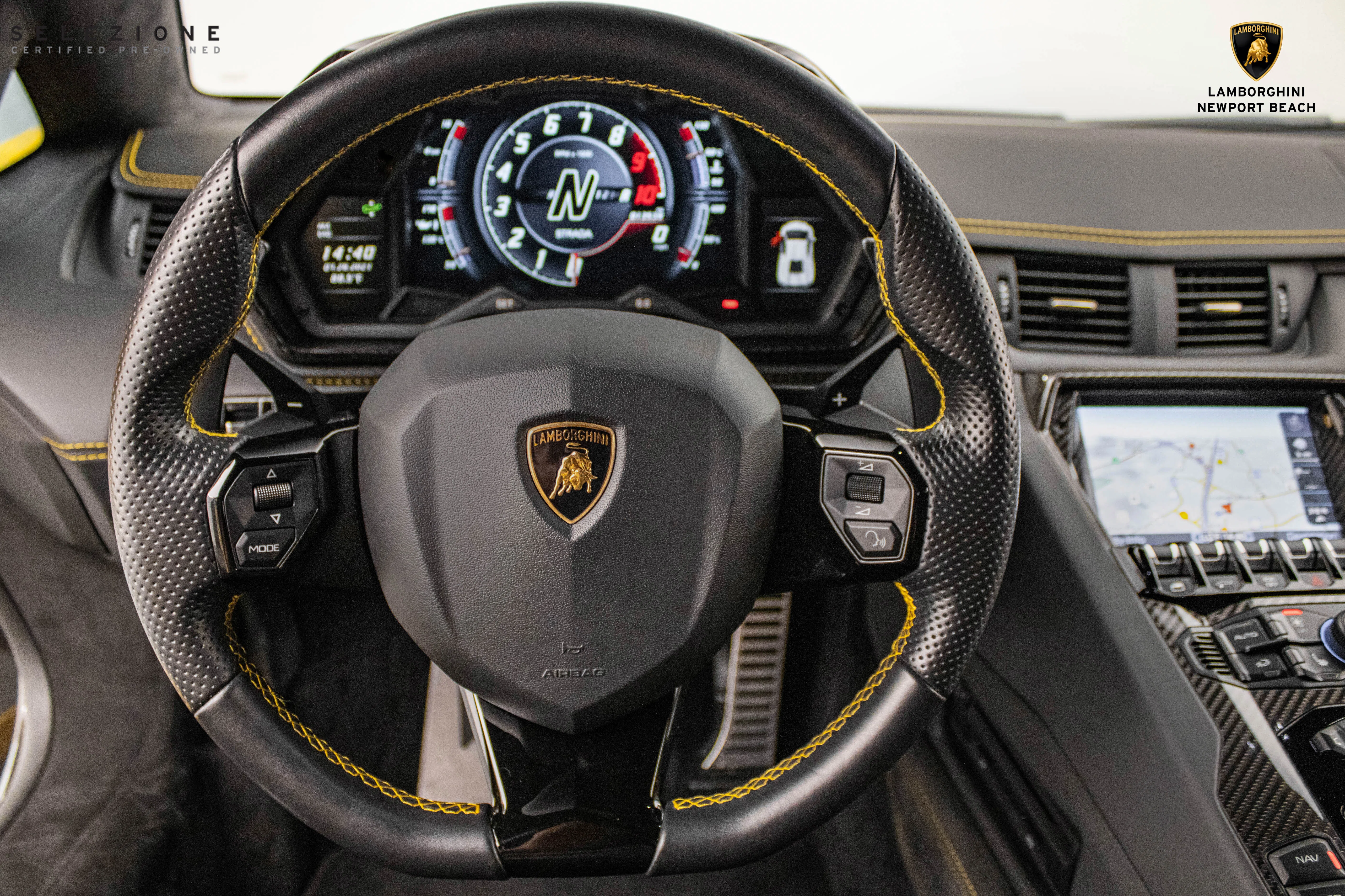 2018 Lamborghini Aventador S interior, Nero Ade
