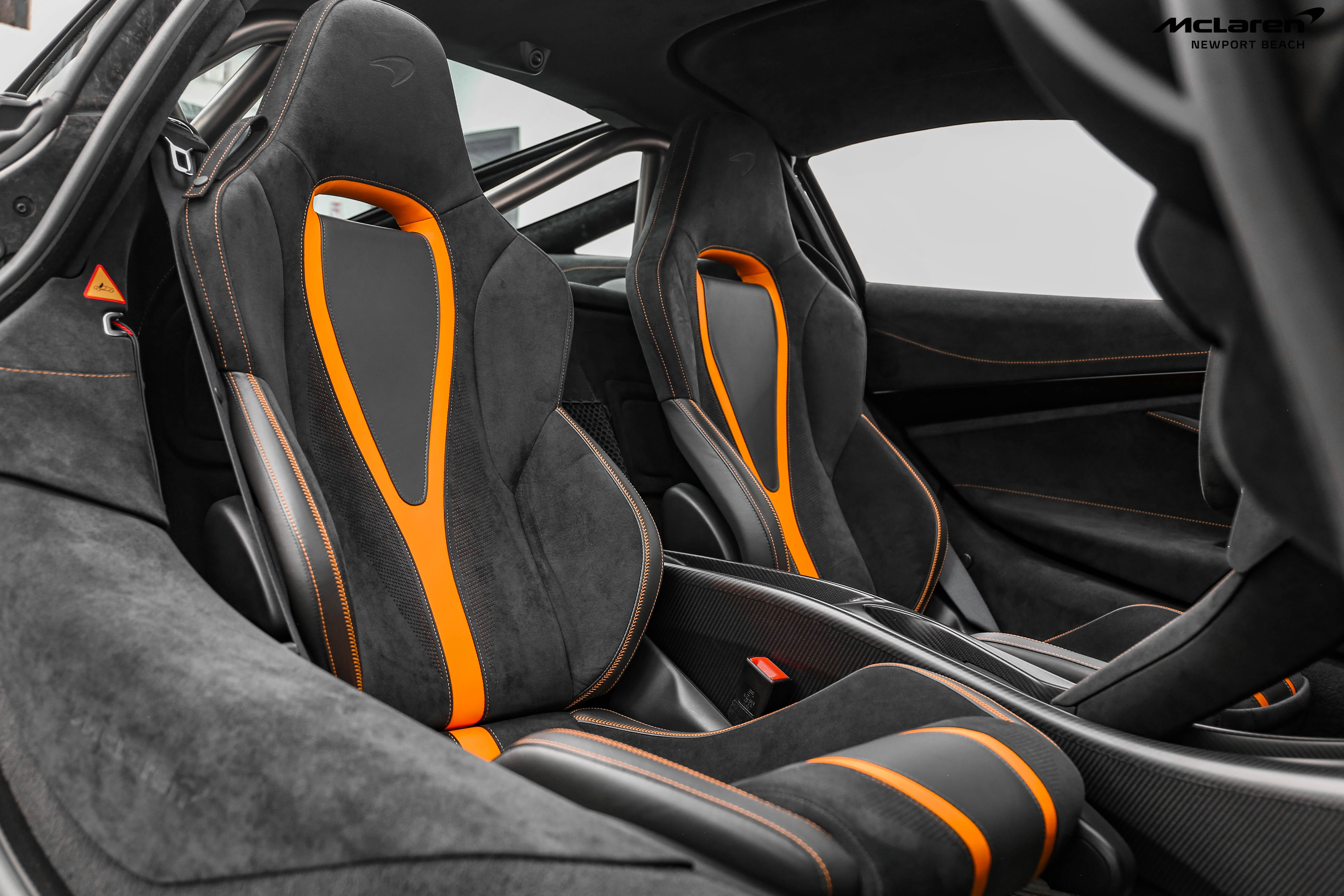 2021 McLaren 765LT, 18/20