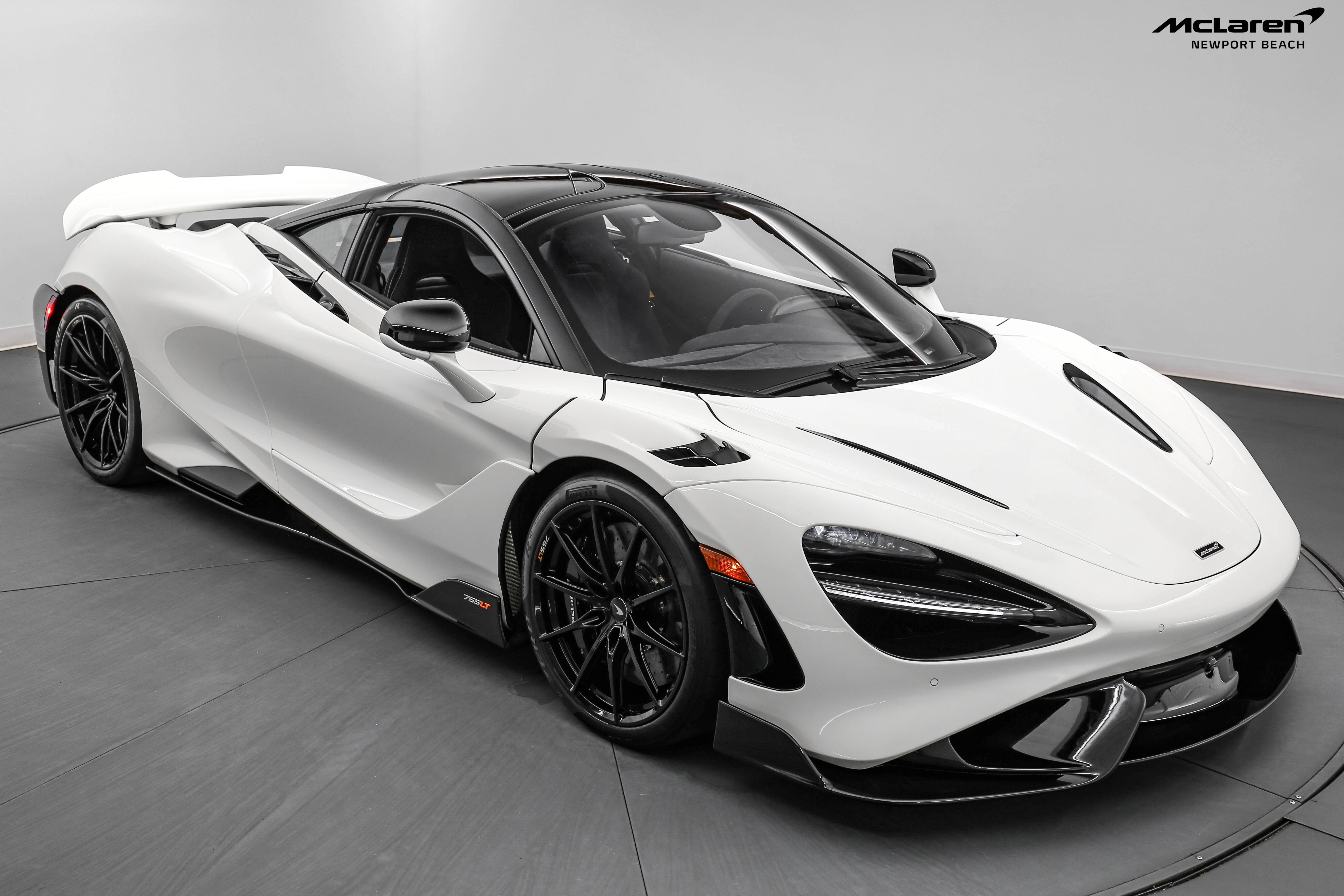 2021 McLaren 765LT