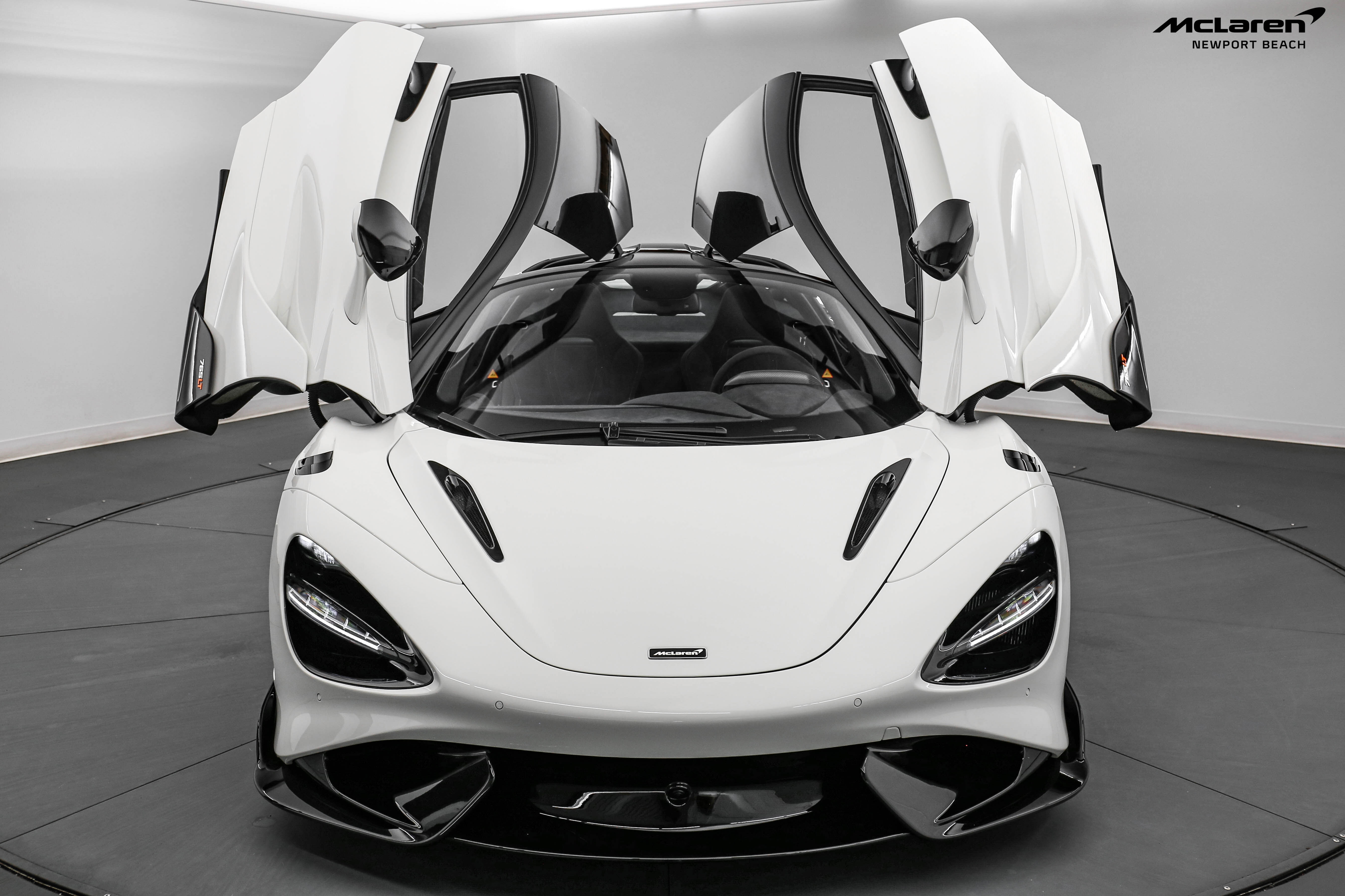 2021 McLaren 765LT, 4/19