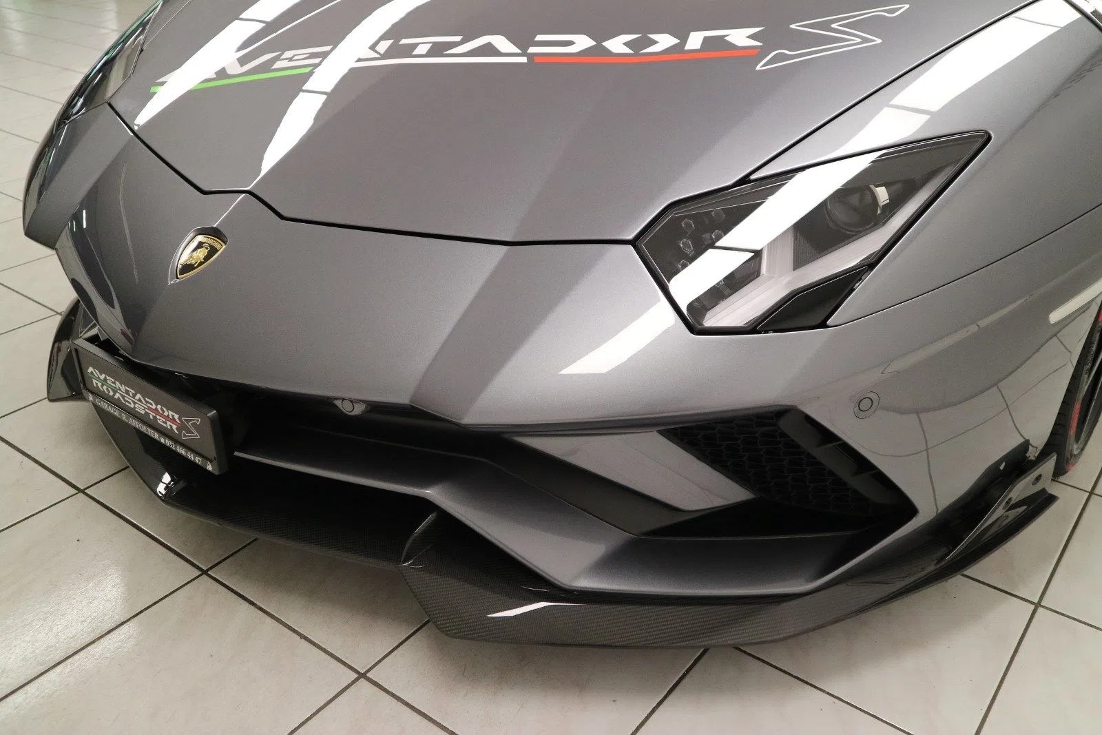 2018 Lamborghini Aventador S Roadster for sale, exterior