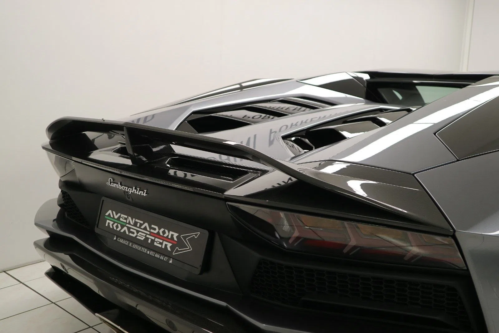 2018 Lamborghini Aventador S Roadster for sale, exterior
