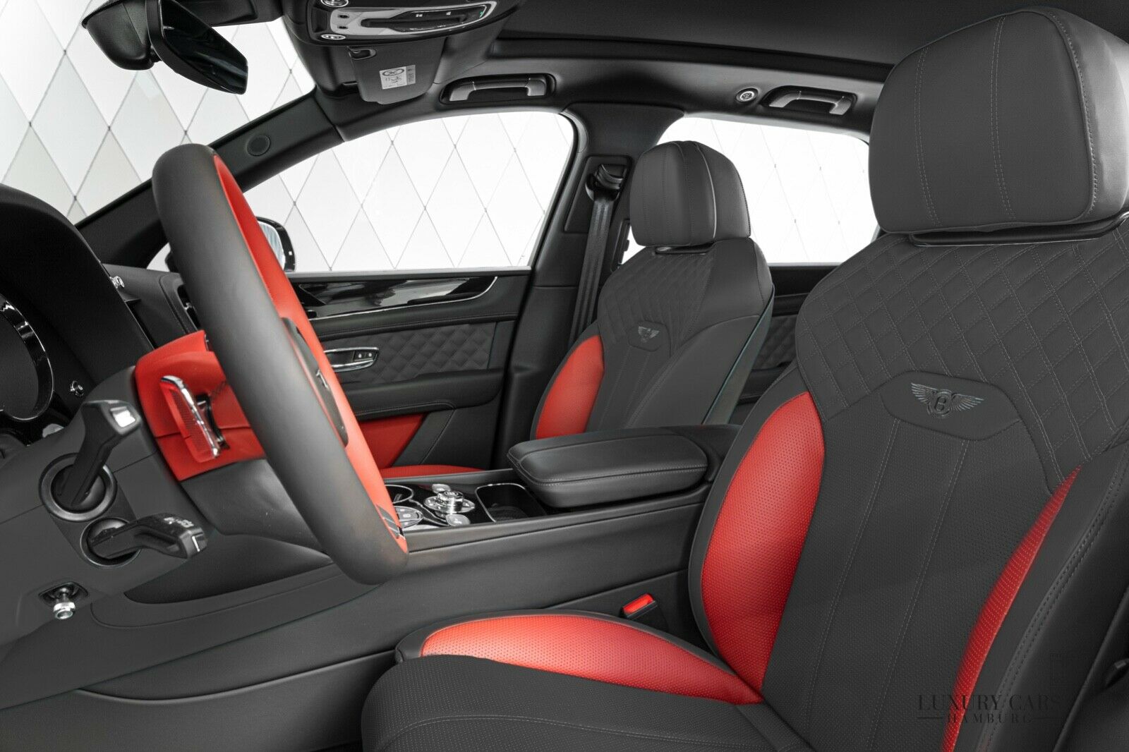 2022 Bentley Bentayga, 10/16