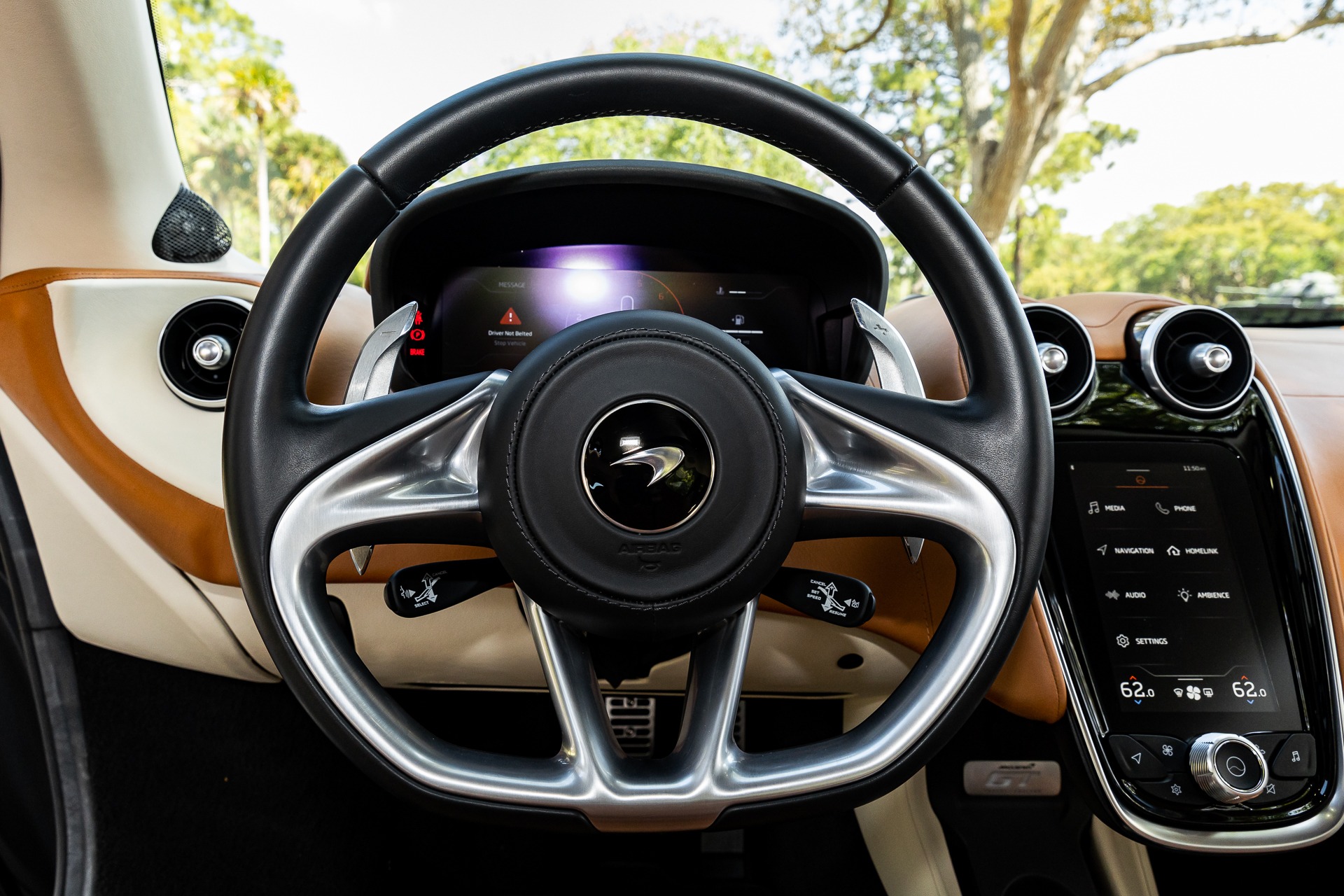 2020 McLaren GT Luxury, 17/20